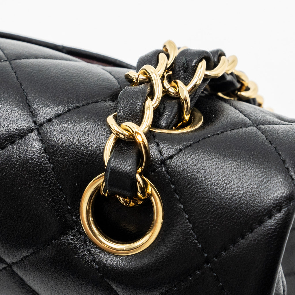 CHANEL MEDIUM CLASSIC DOUBLE FLAP BAG LAMBSKIN BLACK GHW