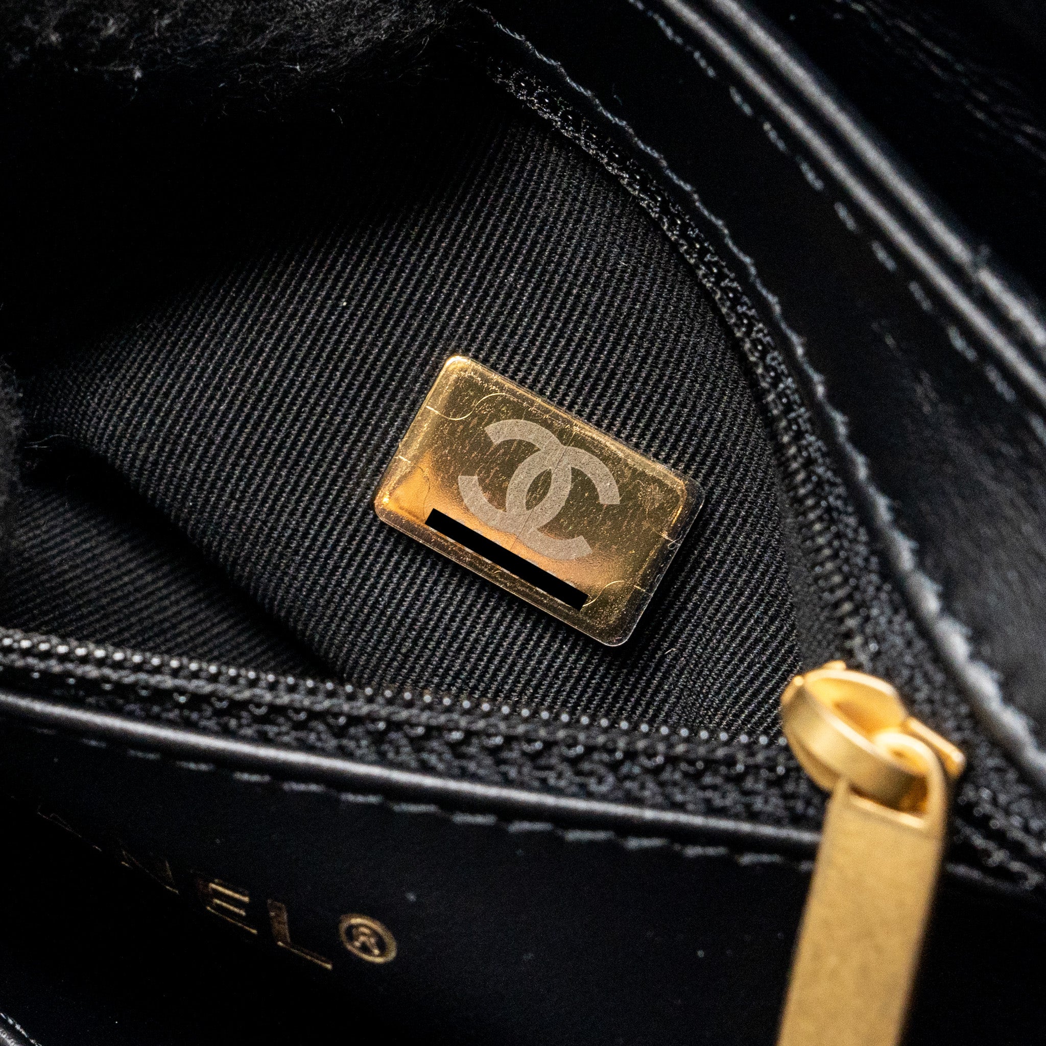 CHANEL 24P MINI SHOPPING TOTE CALFSKIN BLACK GHW (MICROCHIP)