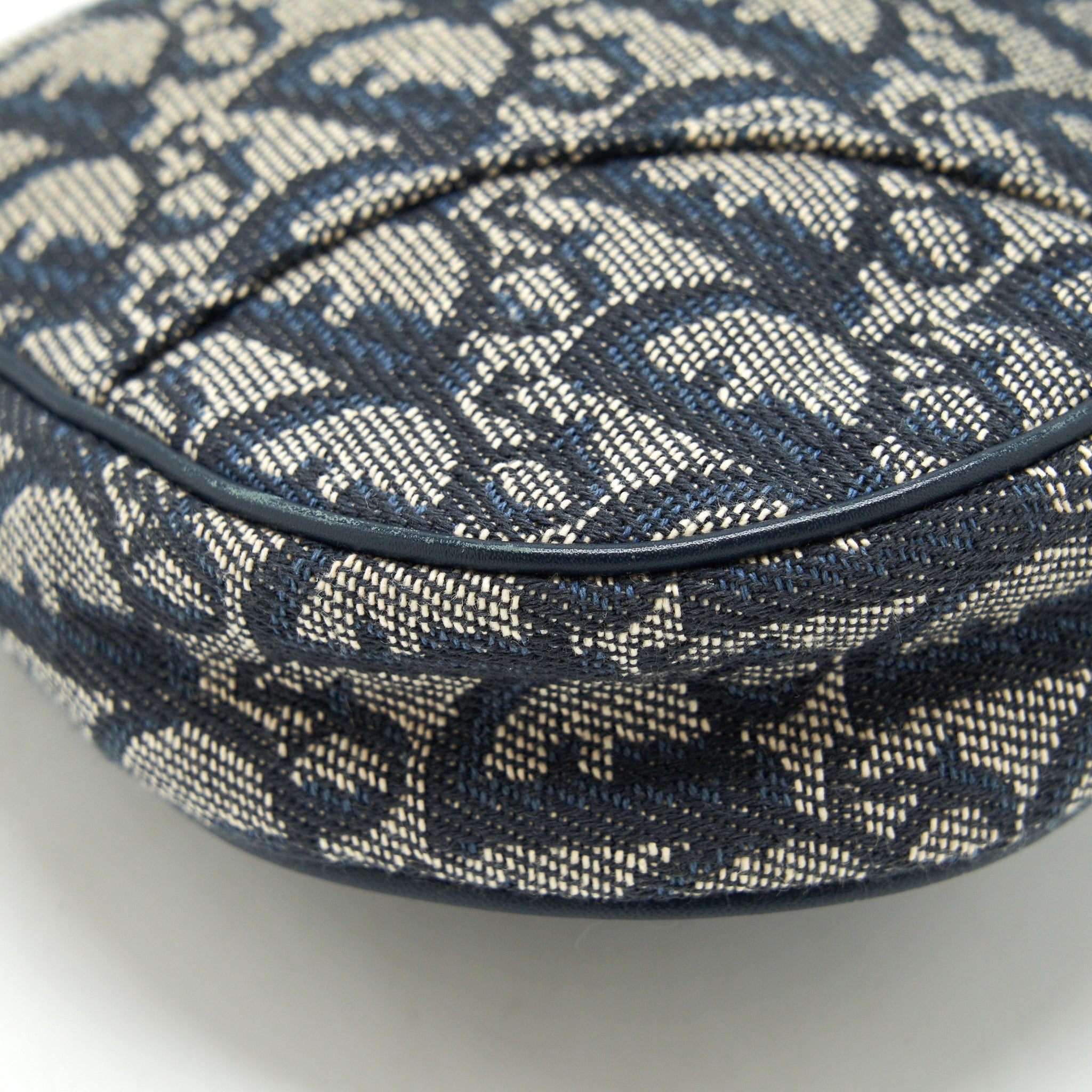 DIOR VINTAGE SADDLE POCHETTE YEAR 2003