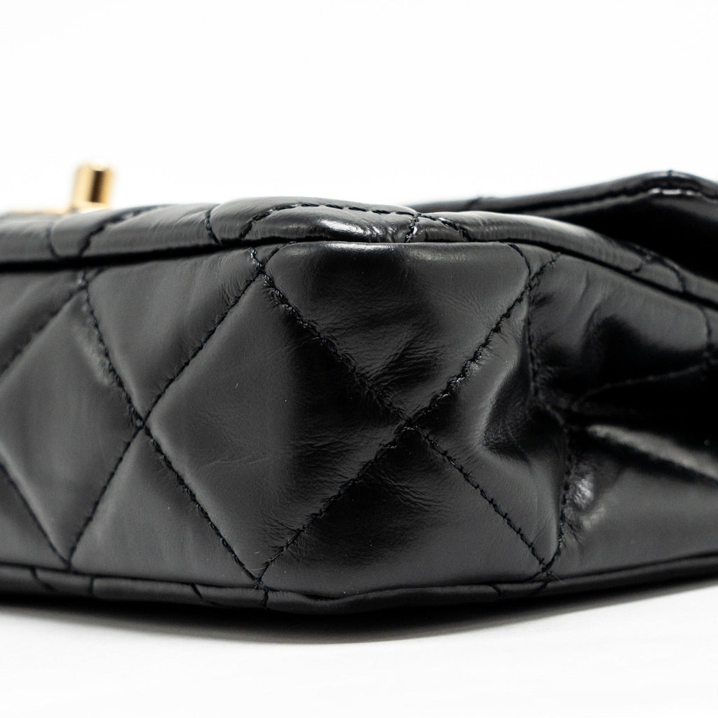 CHANEL 23A QUILTED FLAP CLUTCH CALFSKIN BLACK LGHW (MICROCHIP)