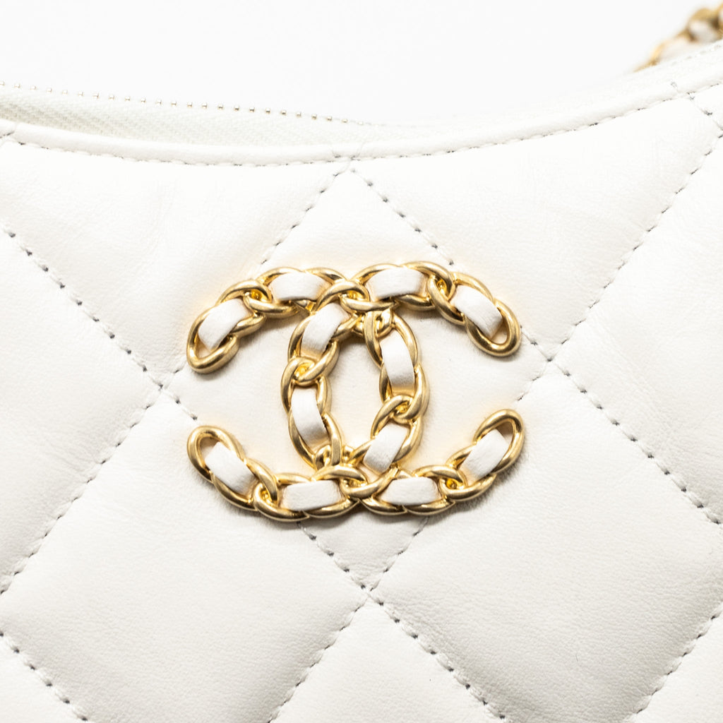 CHANEL 23K HOBO BAG CALFSKIN WHITE GHW (MICROCHIP)
