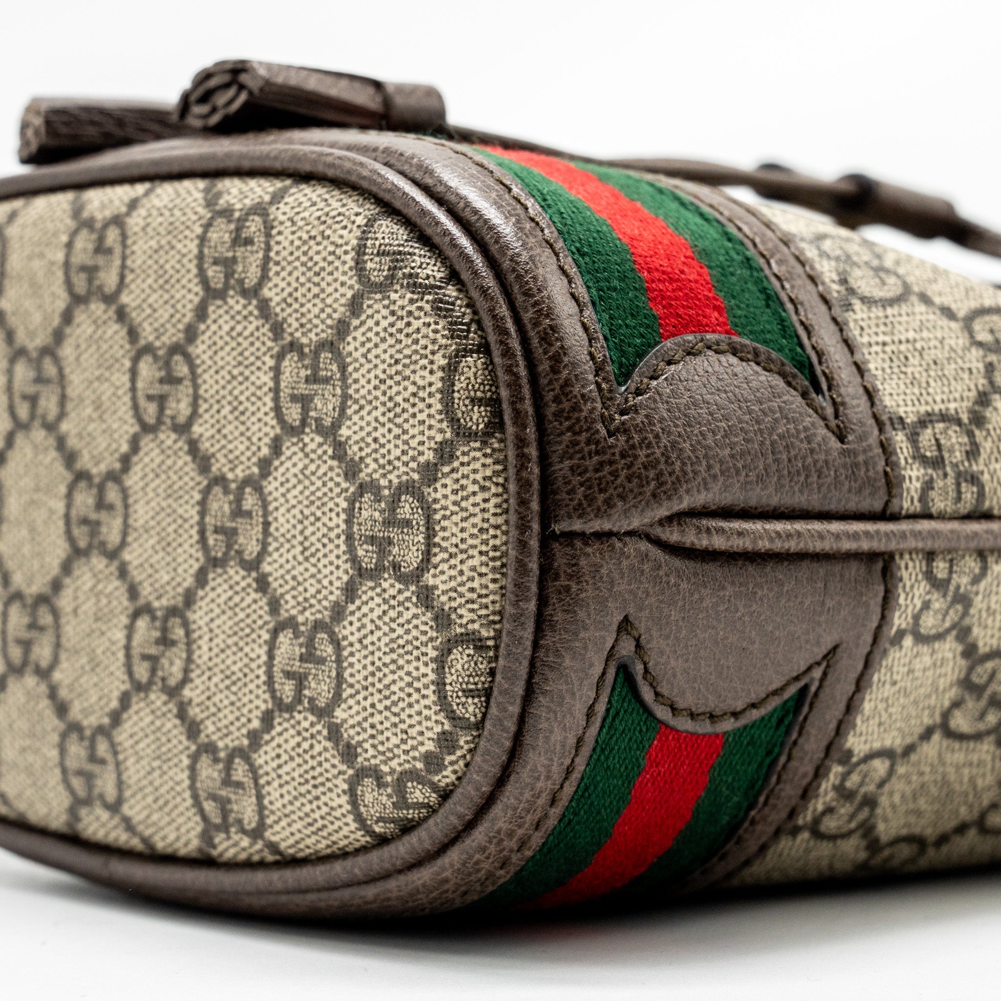 GUCCI OPHIDA MINI BUCKET BAG GG SUPREME CANVAS BEIGE / EBONY GHW