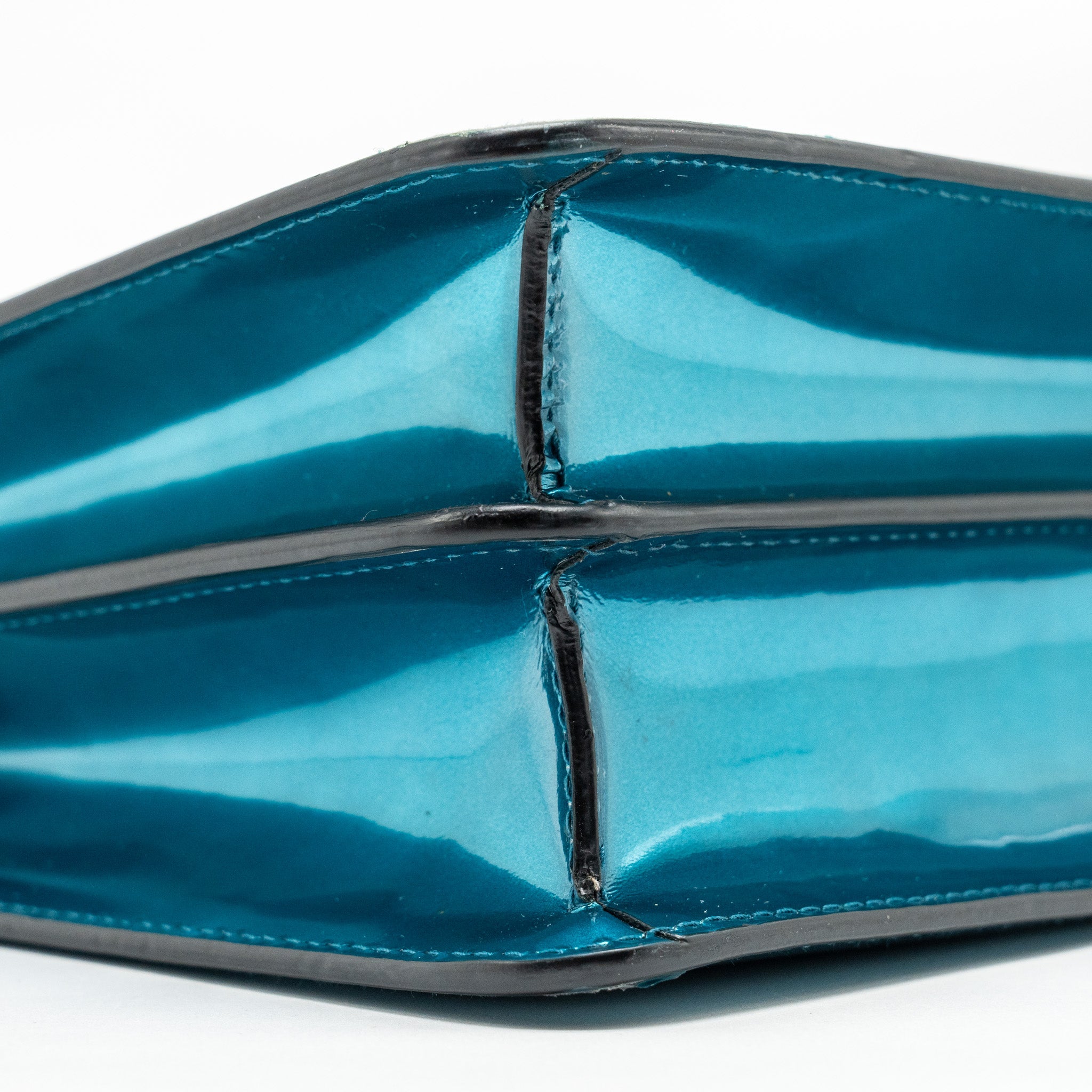 BVLGARI SERPENTI FOREVER BAG PATENT METALLIC BLUE LGHW