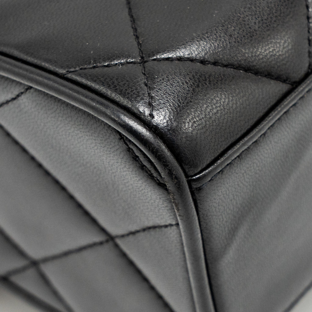 CHANEL VINTAGE QUILTED CC FLAP BAG LAMBSKIN BLACK GHW