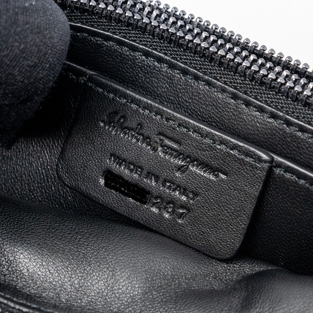 SALVATORE FERRAGAMO SMALL VIVA BOW SHOULDER BAG BLACK WITH BLACK HARDWARE