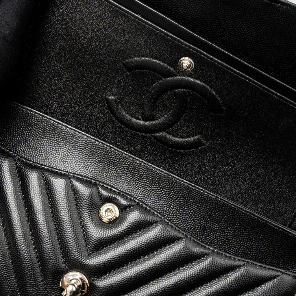 CHANEL MEDIUM CLASSIC DOUBLE FLAP BAG CHEVRON CAVIAR BLACK SHW
