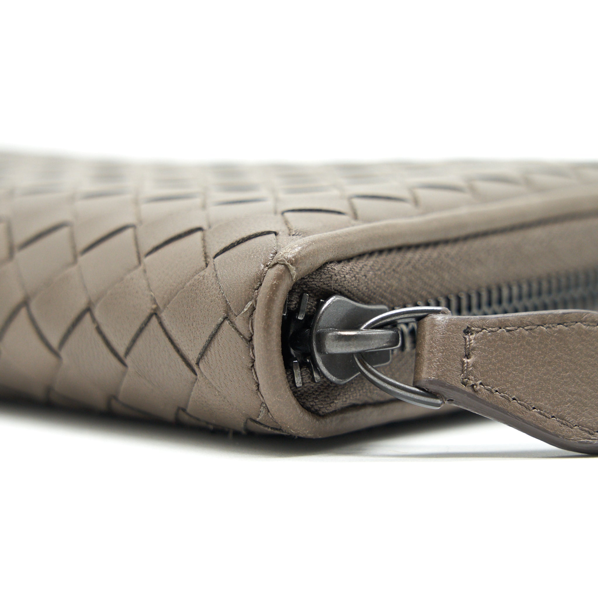 BOTTEGA VENETA ZIPPER WALLET