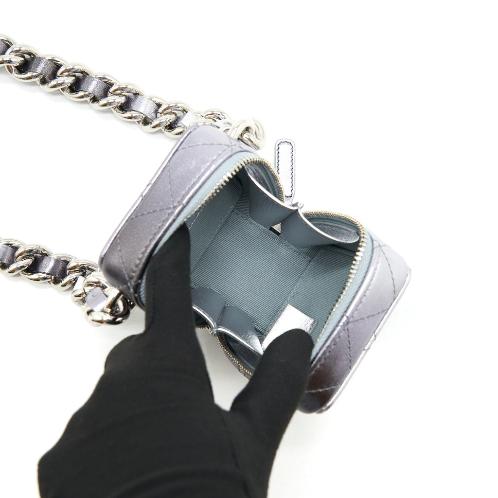 CHANEL MINI VANITY WITH GIANT CHAIN SILVER SHW