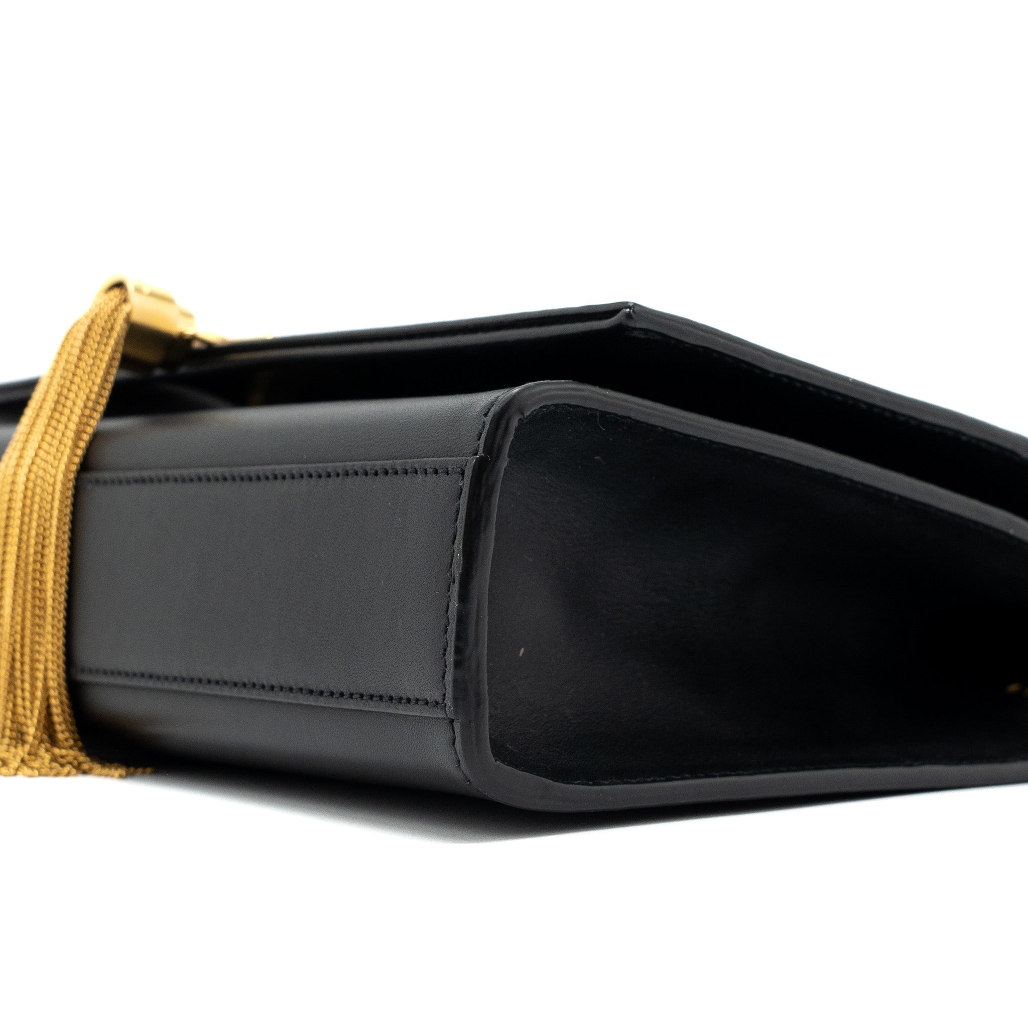 SAINT LAUREN MEDIUM KATE WITH TASSEL CALFSKIN BLACK GHW