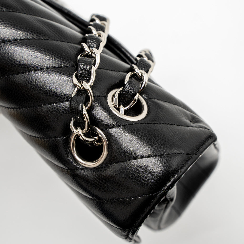 CHANEL MEDIUM CLASSIC DOUBLE FLAP BAG CHEVRON CAVIAR BLACK SHW