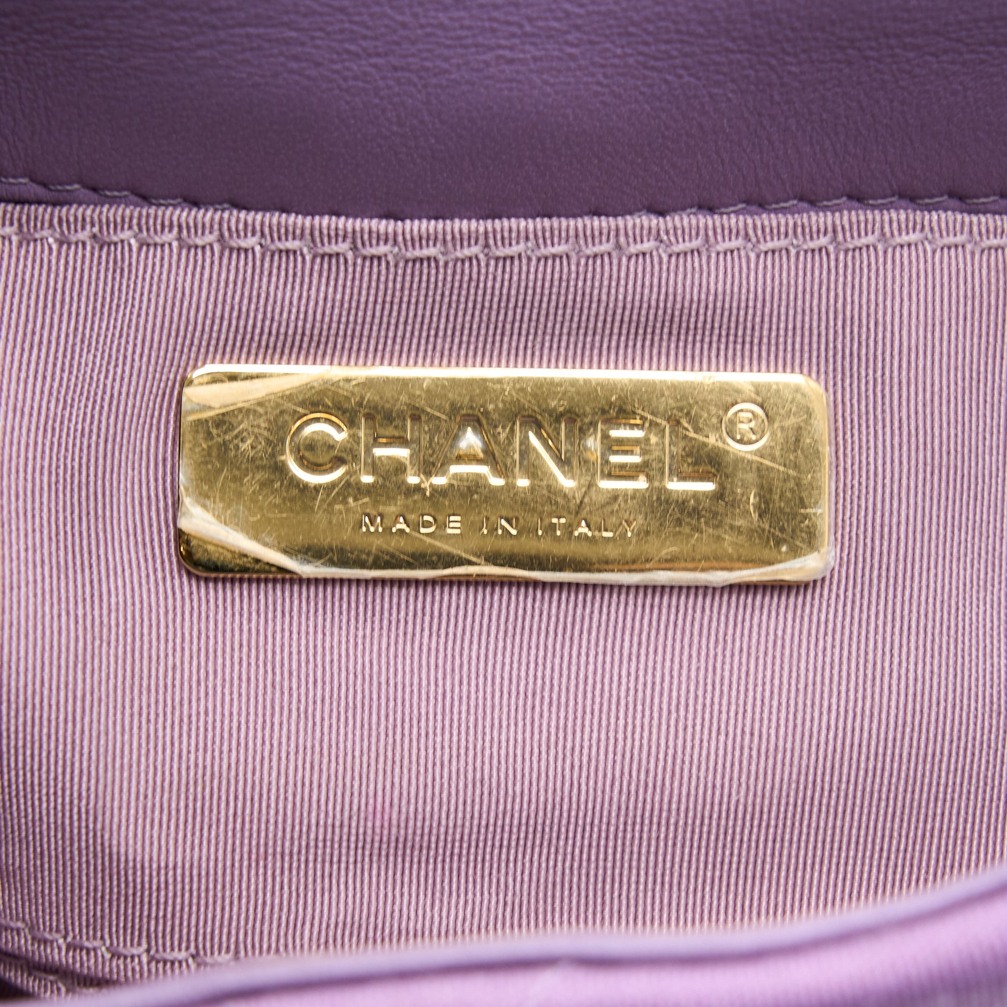 CHANEL 19 WAIST BAG QUILTED JERSEY/ LAMBSKIN LIGHT PURPLE MULTICOLOUR HARDWARE