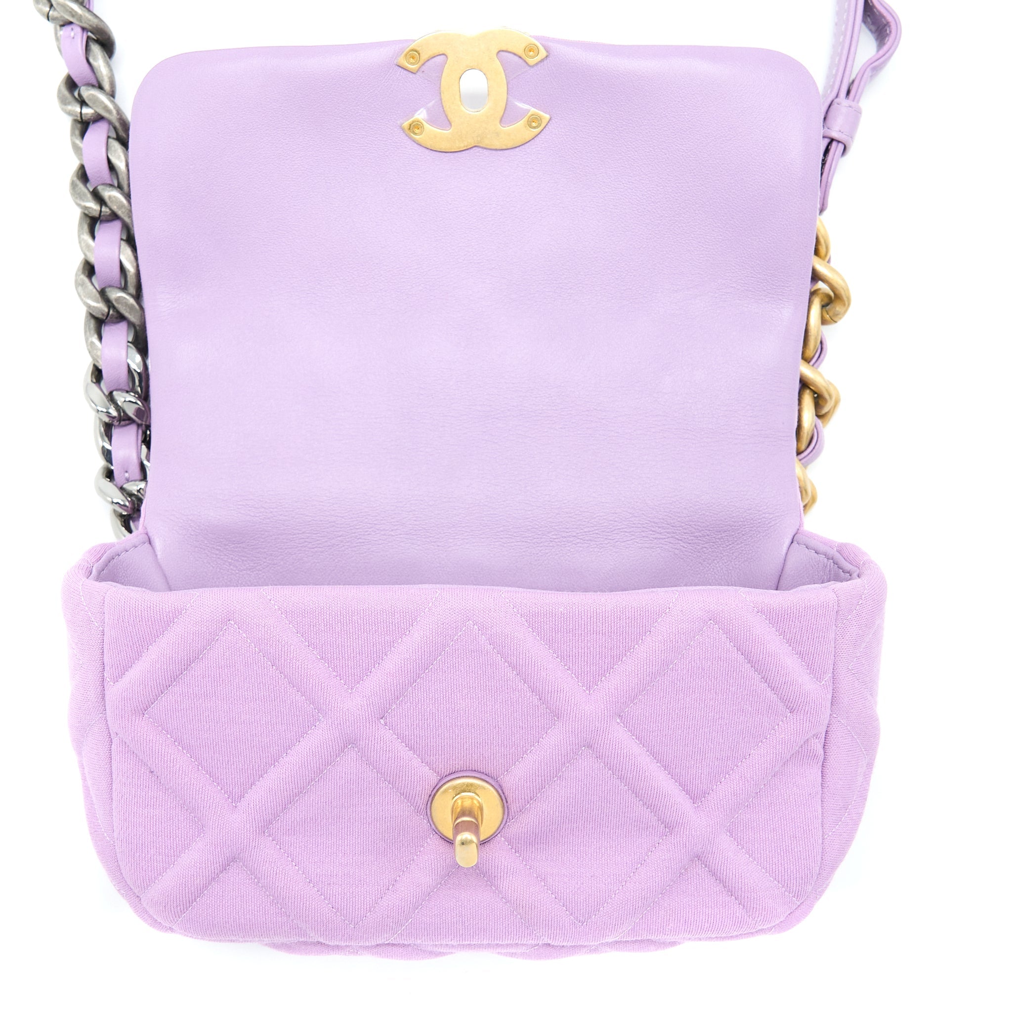 CHANEL 19 WAIST BAG QUILTED JERSEY/ LAMBSKIN LIGHT PURPLE MULTICOLOUR HARDWARE