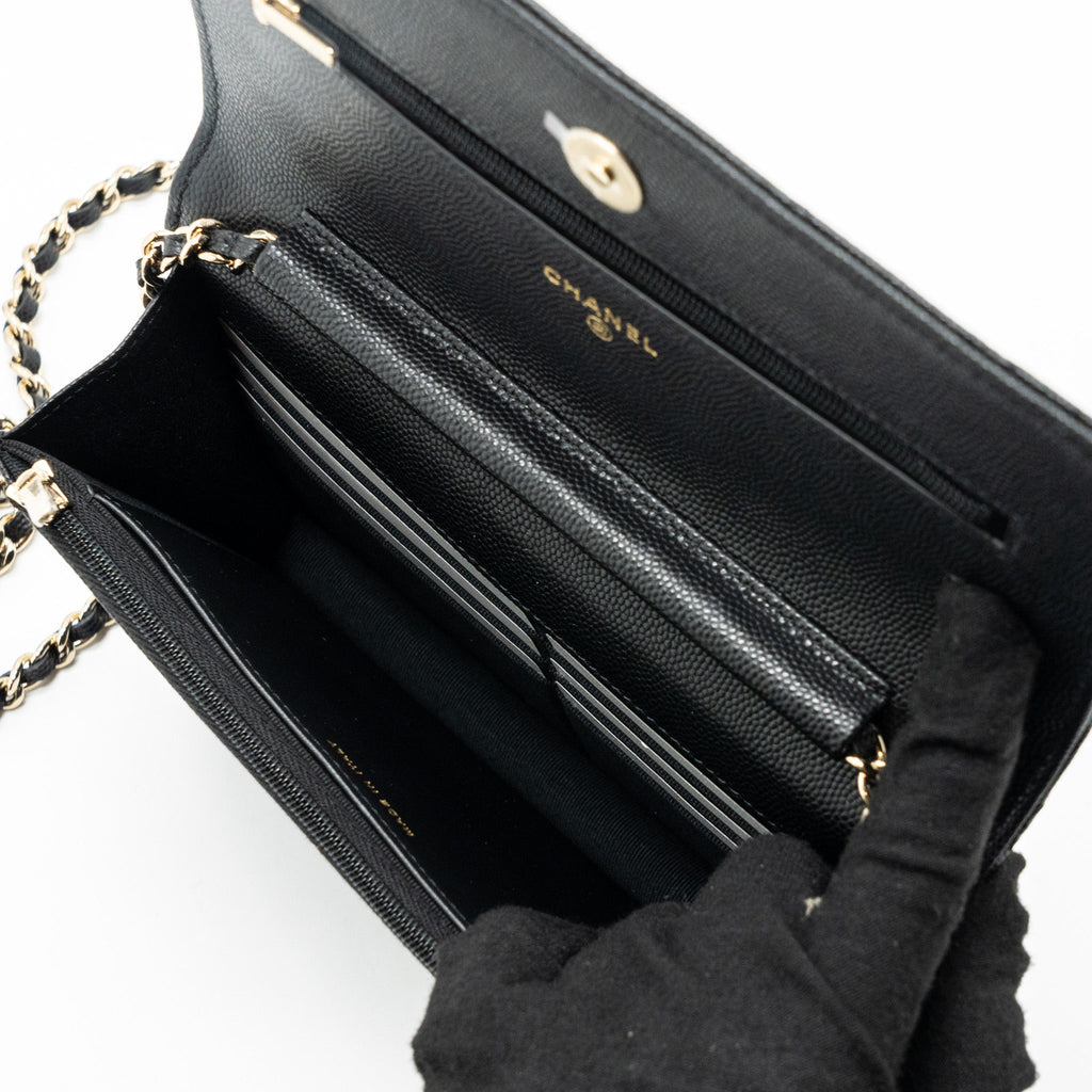 CHANEL 23K DETAILED CC LOGO WALLET ON CHAIN CAVIAR BLACK LGHW (MICROCHIP)