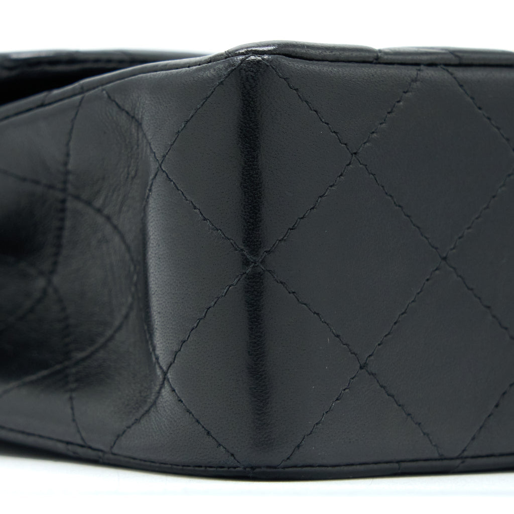 CHANEL VINTAGE SMALL CLASSIC DOUBLE FLAP BAG LAMBSKIN BLACK GHW