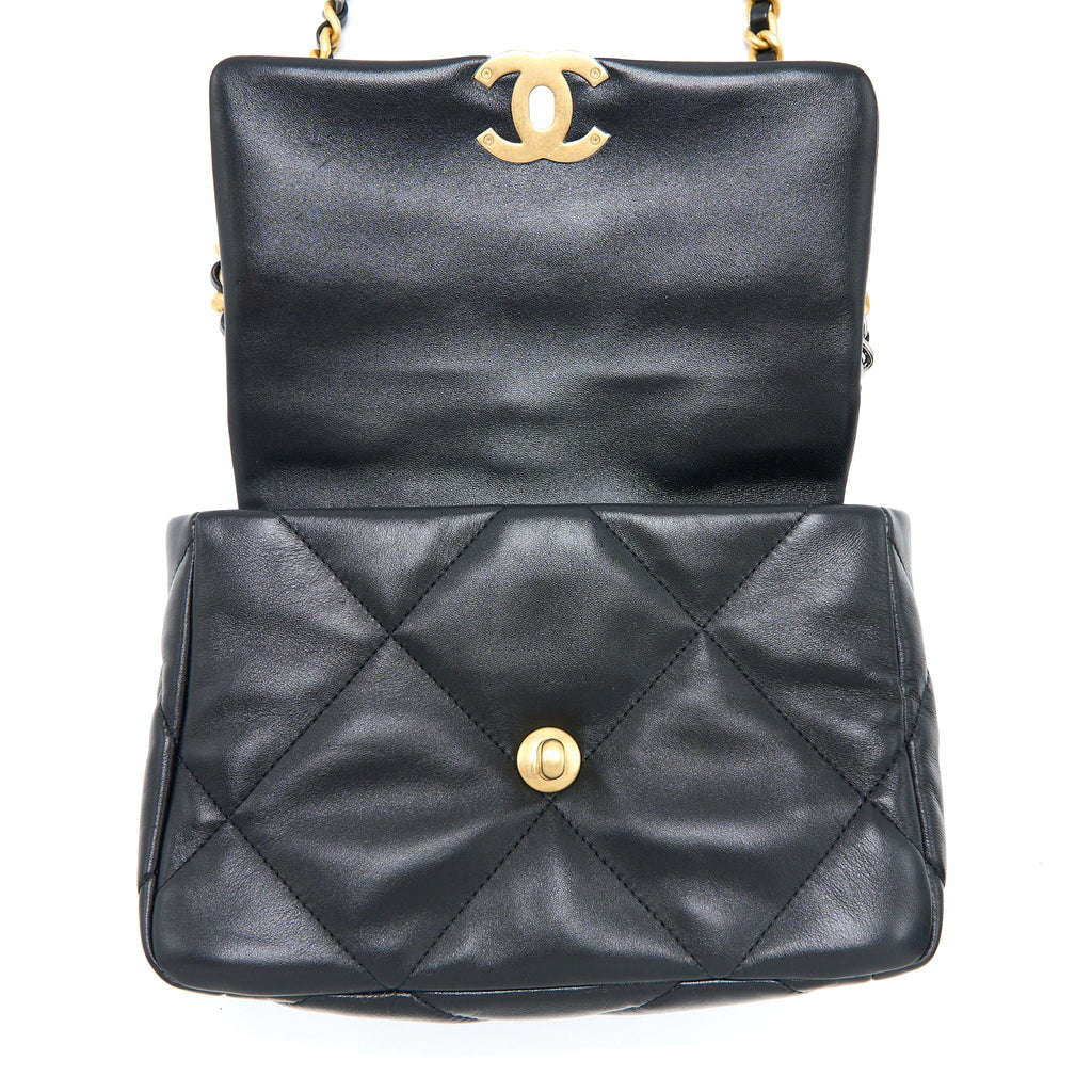 CHANEL SMALL 19 BAG LAMBSKIN BLACK MULTICOLOUR HARDWARE