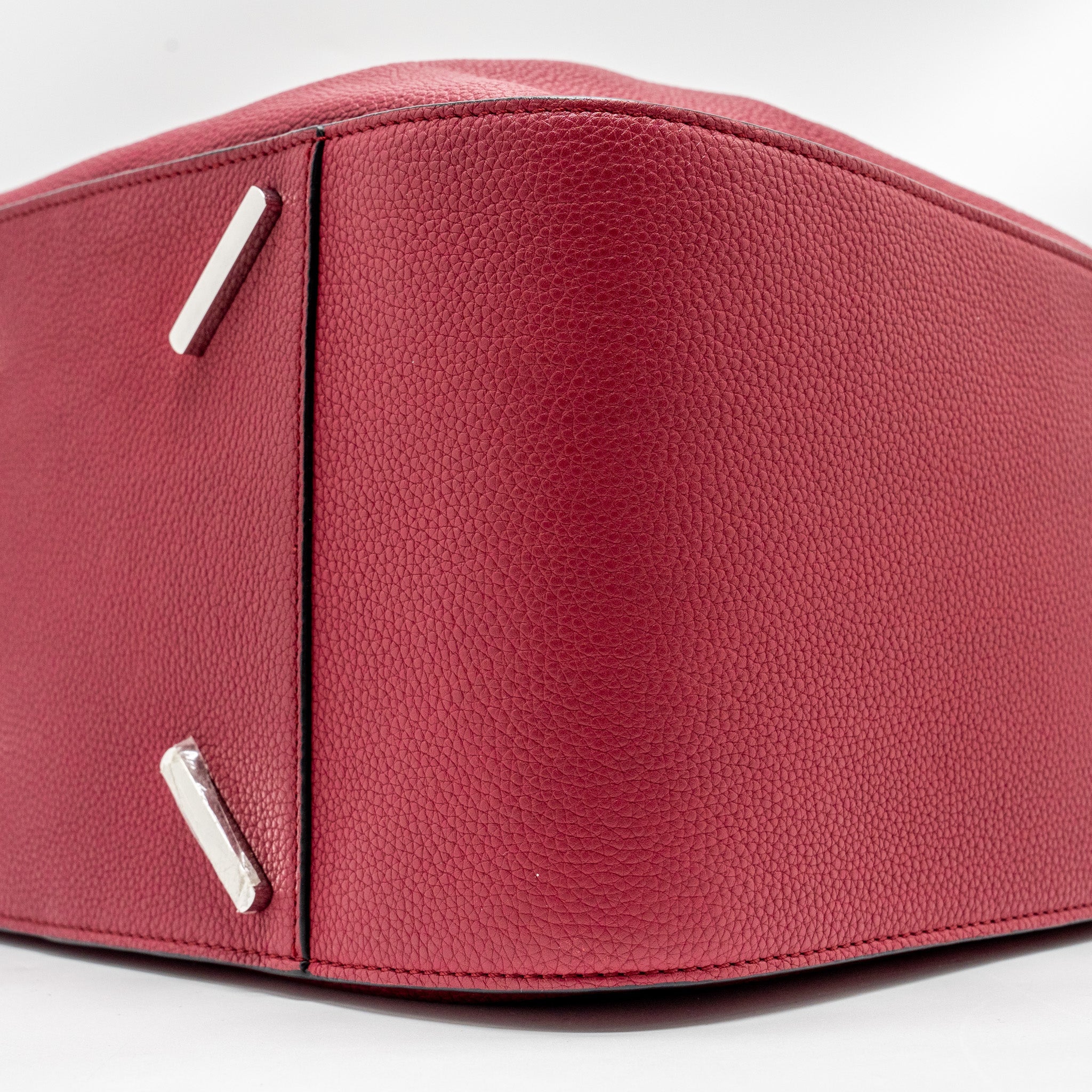 LOEWE MEDIUM HAMMOCK BAG CALFSKIN RASPBERRY SHW