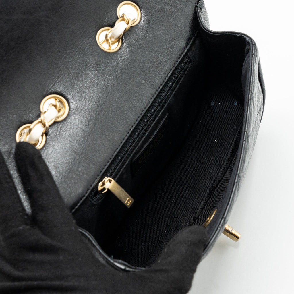 CHANEL QUILTED FLAP BAG LAMBSKIN WHITE/ BLACK GHW