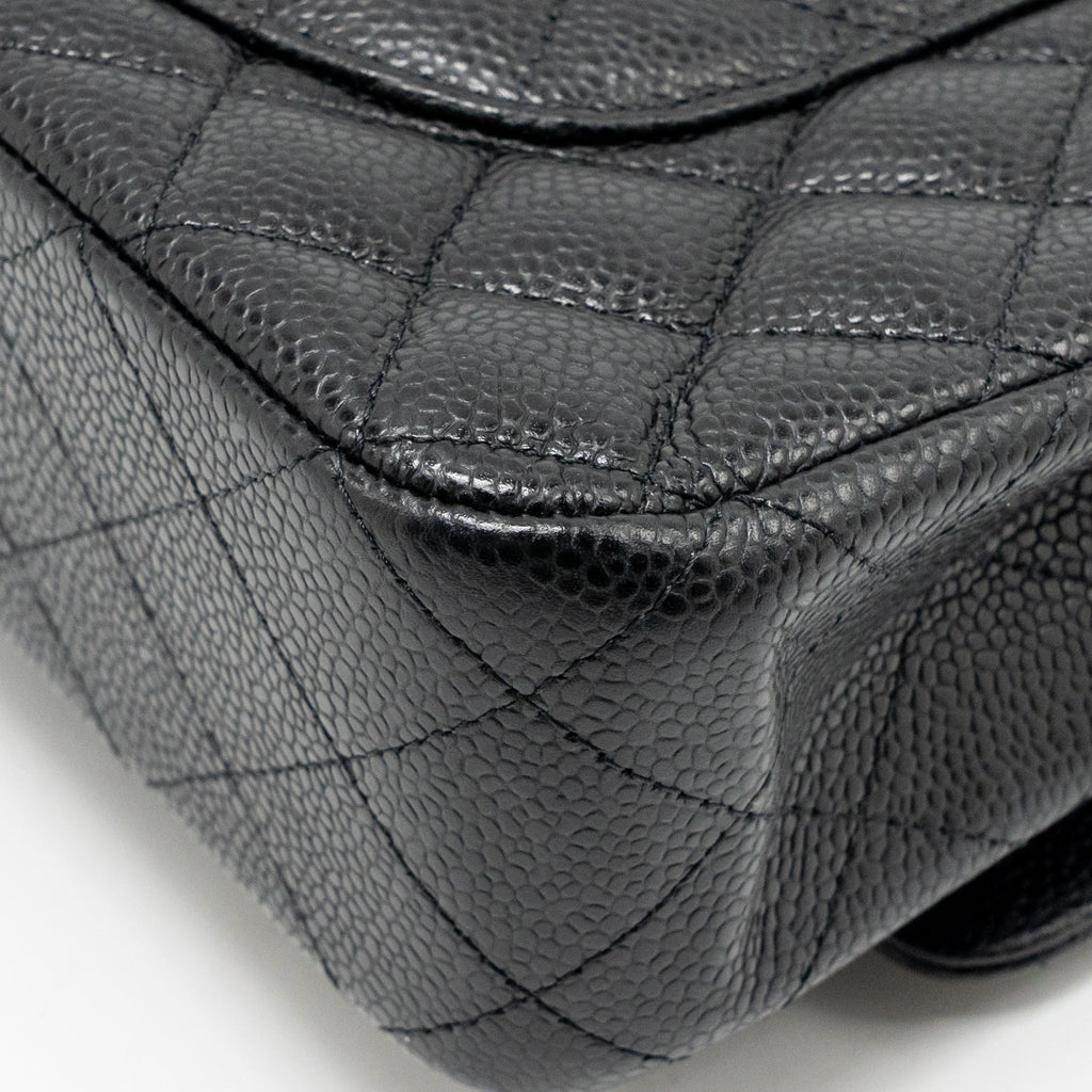 CHANEL MEDIUM CLASSIC DOUBLE FLAP BAG CAVIAR BLACK GHW