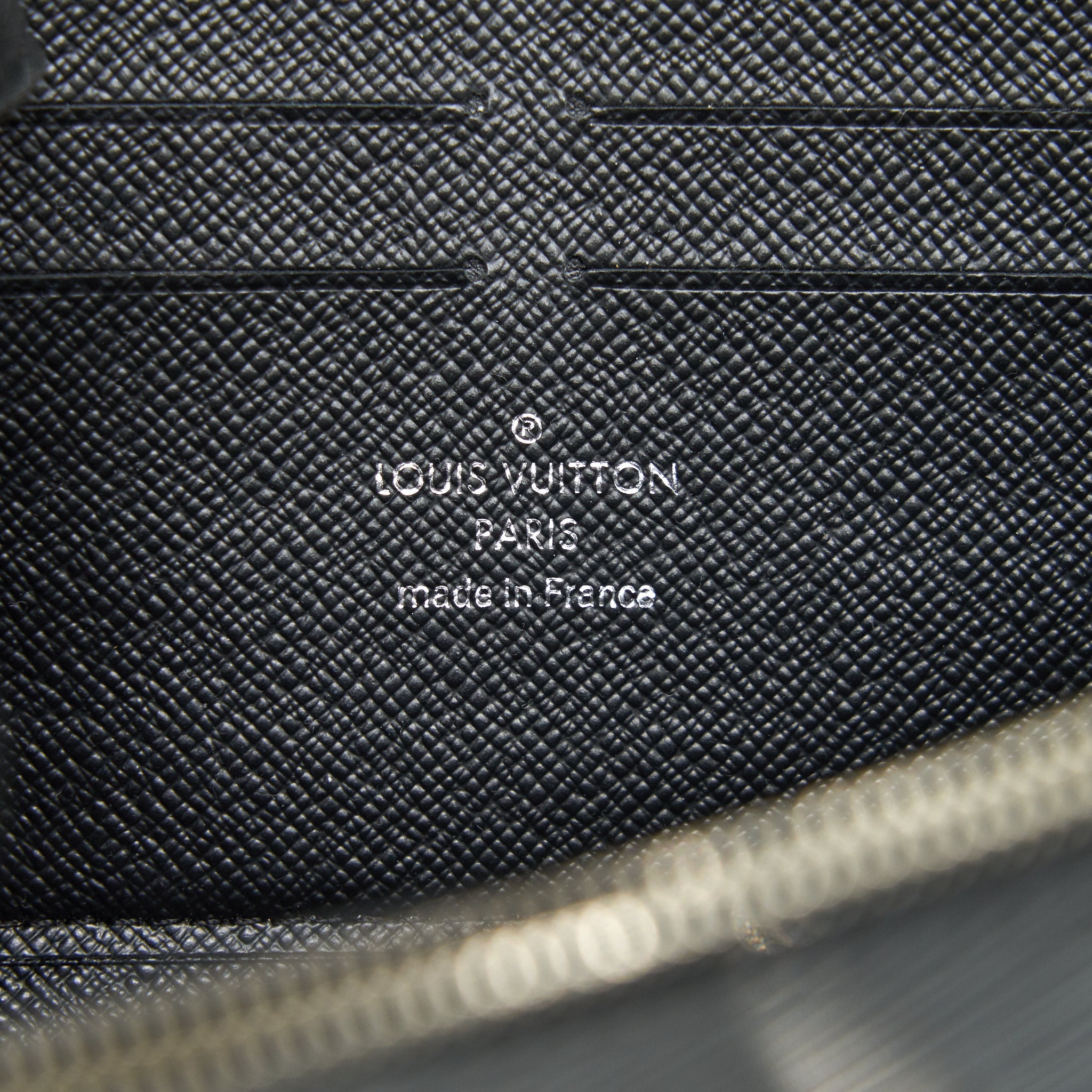 LOUIS VUITTON TWIST WALLET ON CHAIN BLACK SHW EPI LEATHER