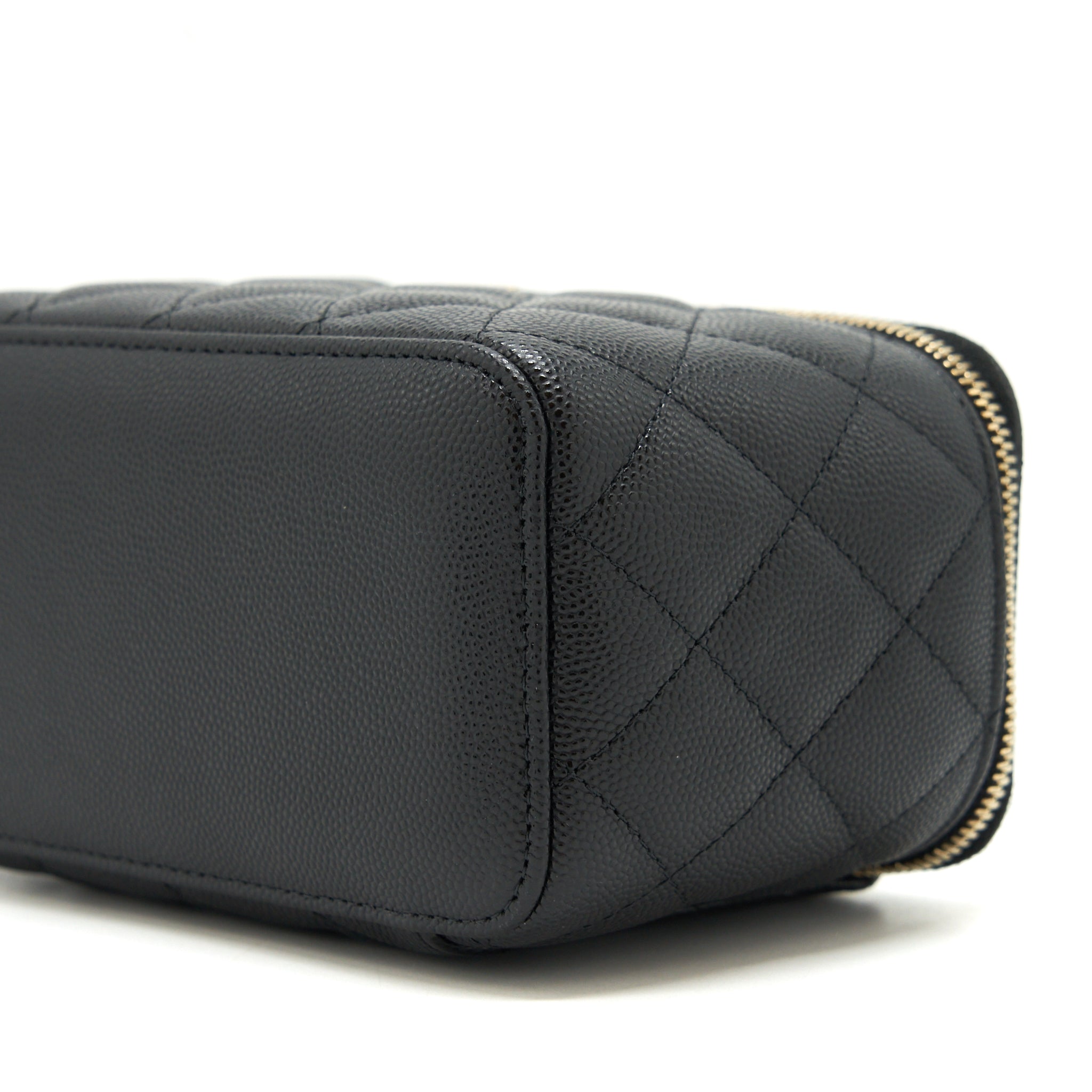 CHANEL CAVIAR LONG VANITY CASE WITH CHAIN CAVIAR BLACK LGHW