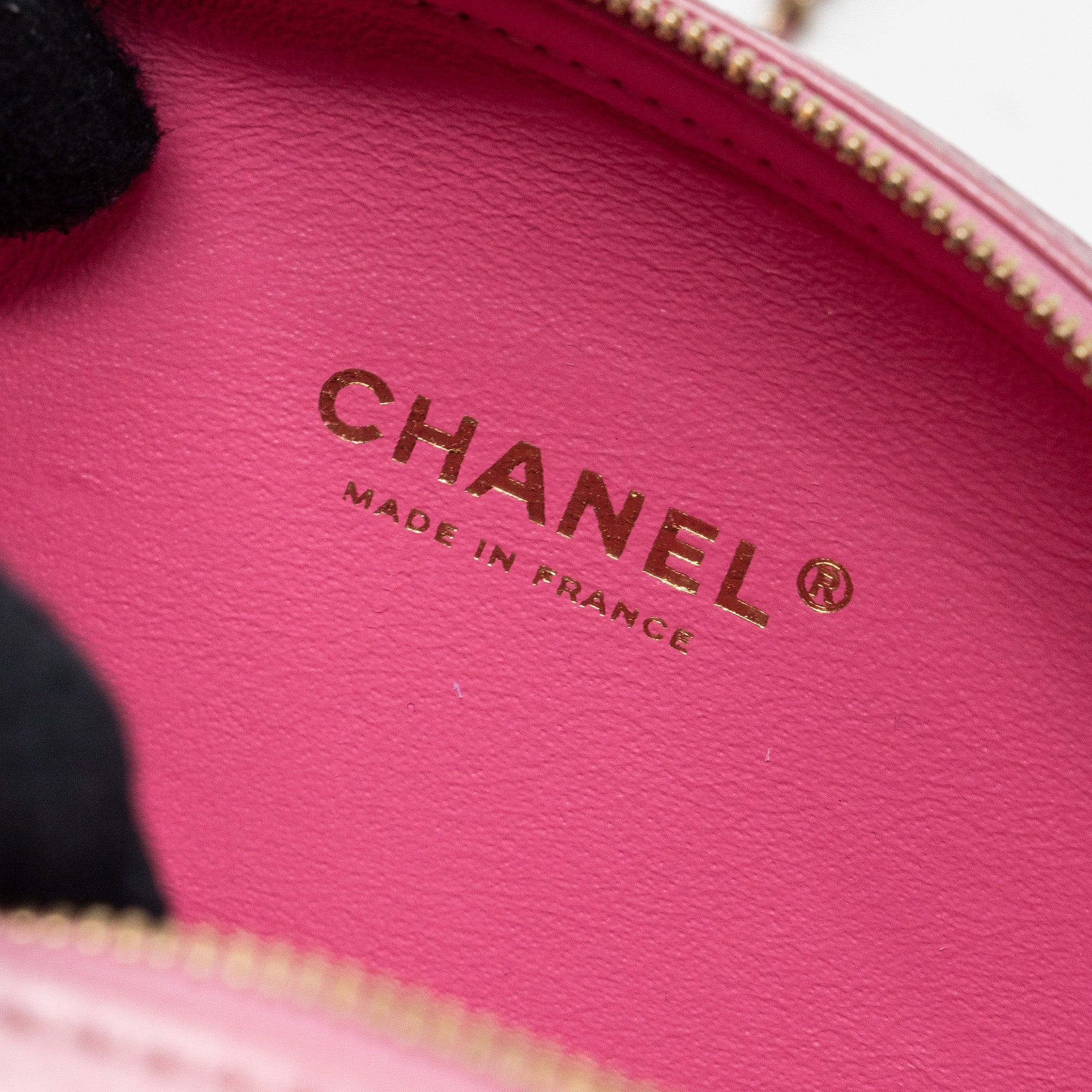 CHANEL OVAL CHEVRON BAG LAMBSKIN PINK LGHW