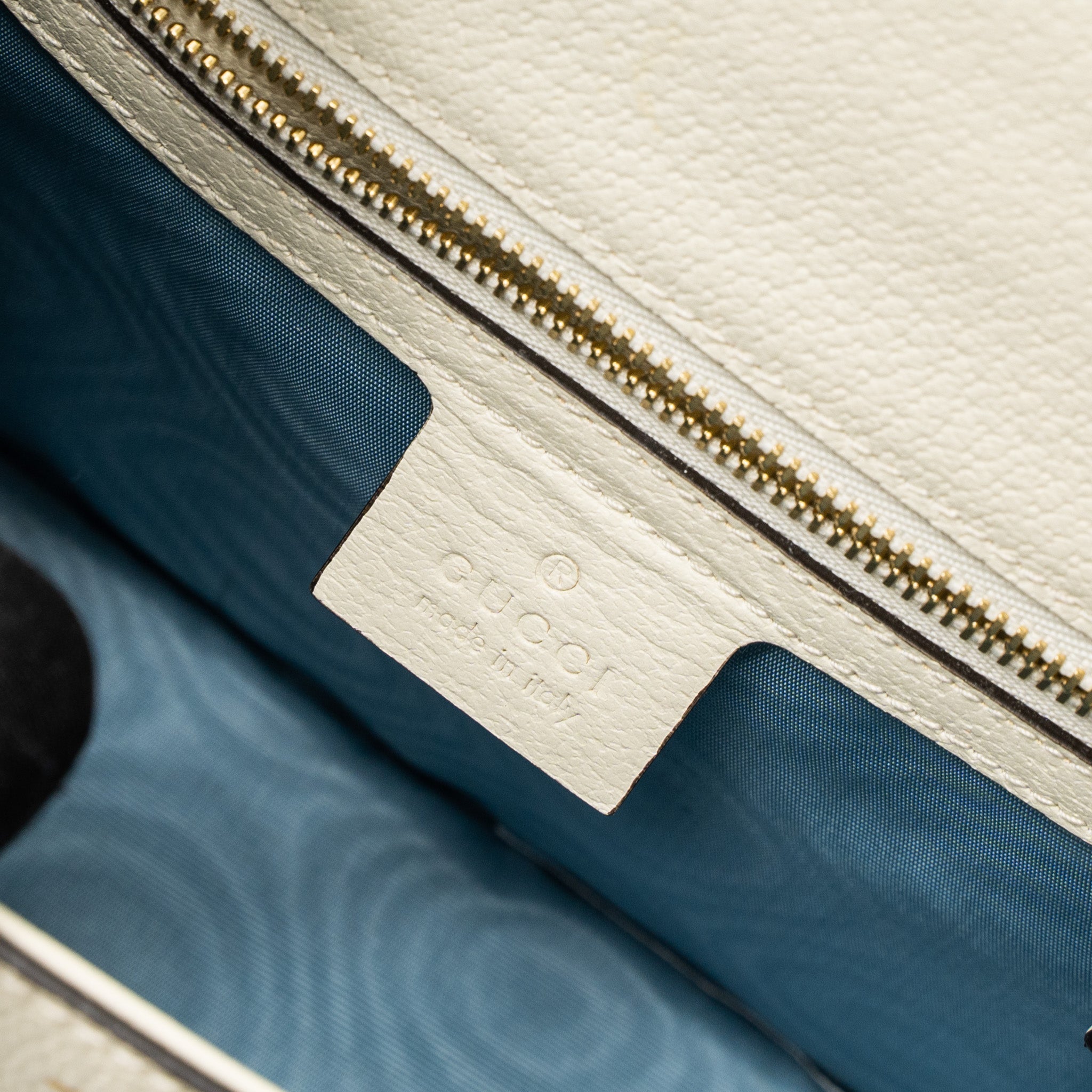 GUCCI SMALL SYLVIE BAG BEE PRINTED CALFSKIN WHITE GHW