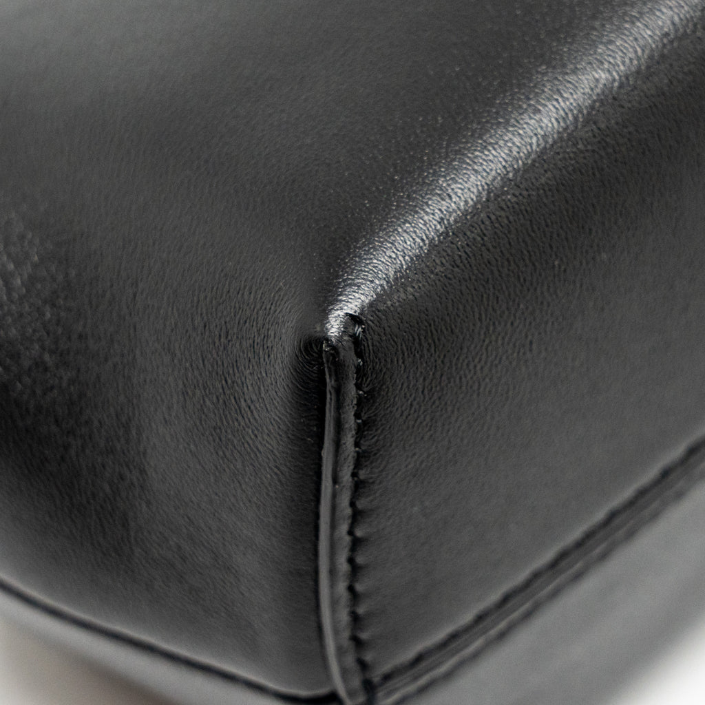FENDI SMALL FENDI FIRST CLUTCH BAG NAPPA BLACK GHW