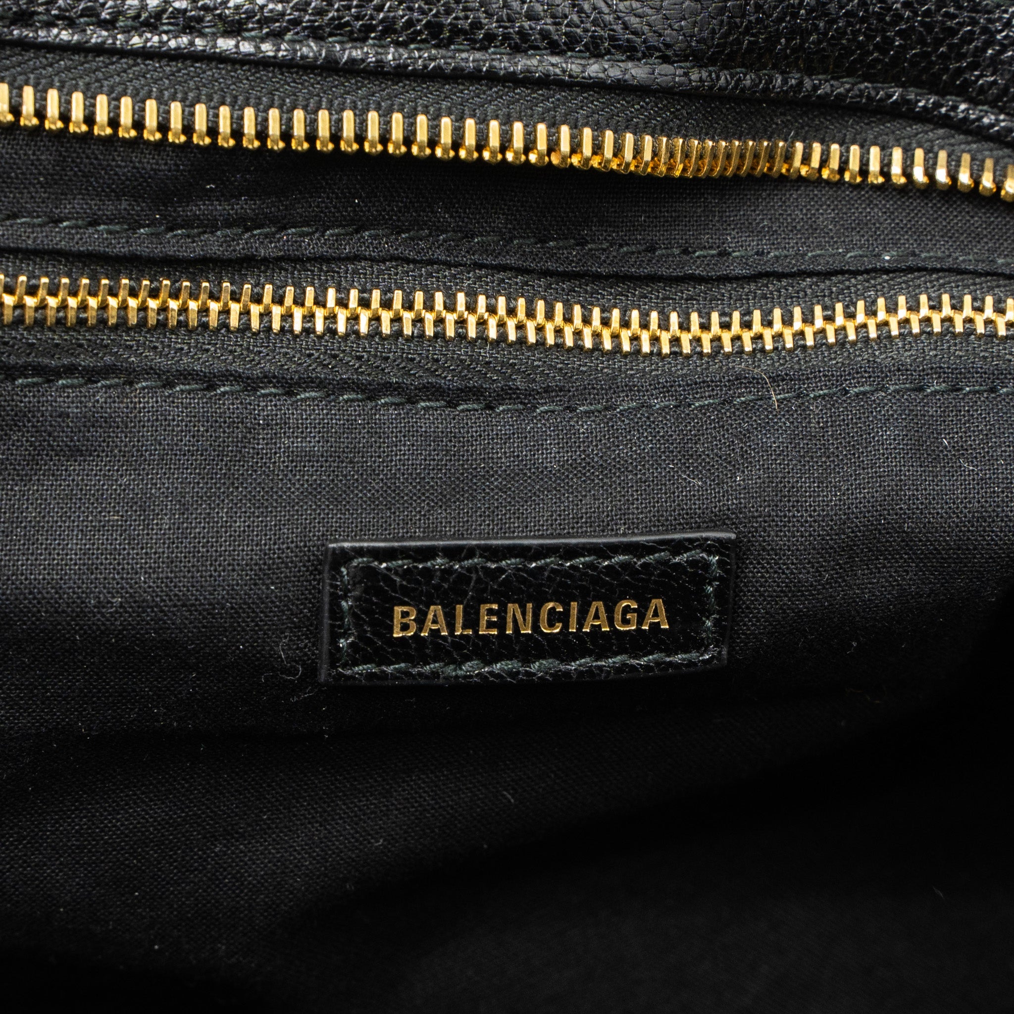 BALENCIAGA CLASSIC CITY BAG LEATHER BLACK GHW