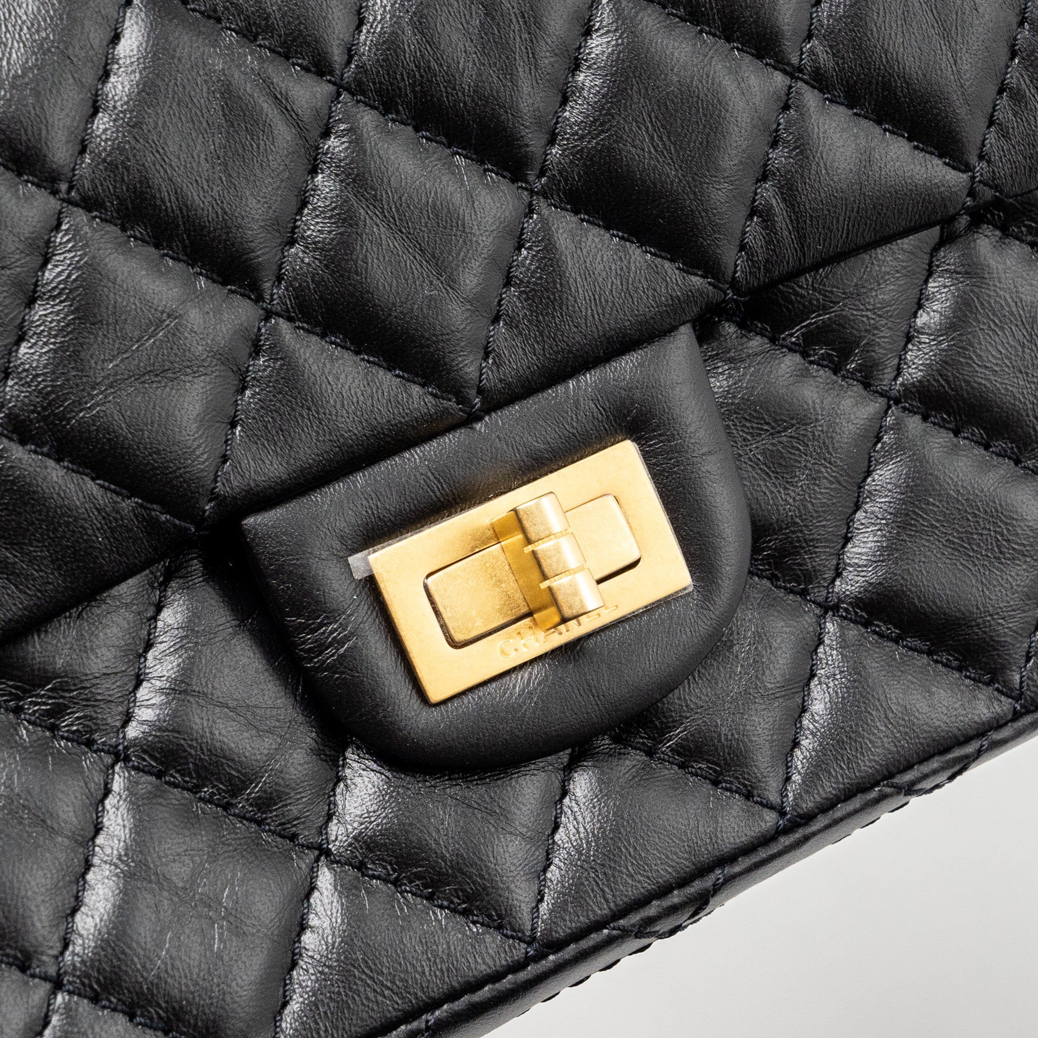 CHANEL MINI 2.55 REISSUE AGED CALFSKIN BLACK GHW (MICROCHIP)
