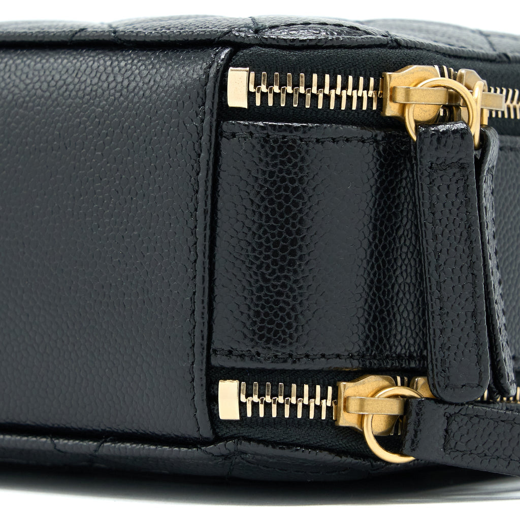 CHANEL 22S TOP HANDLE SMALL VANITY CASE CAVIAR BLACK BRUSHED GHW (MICROCHIP)