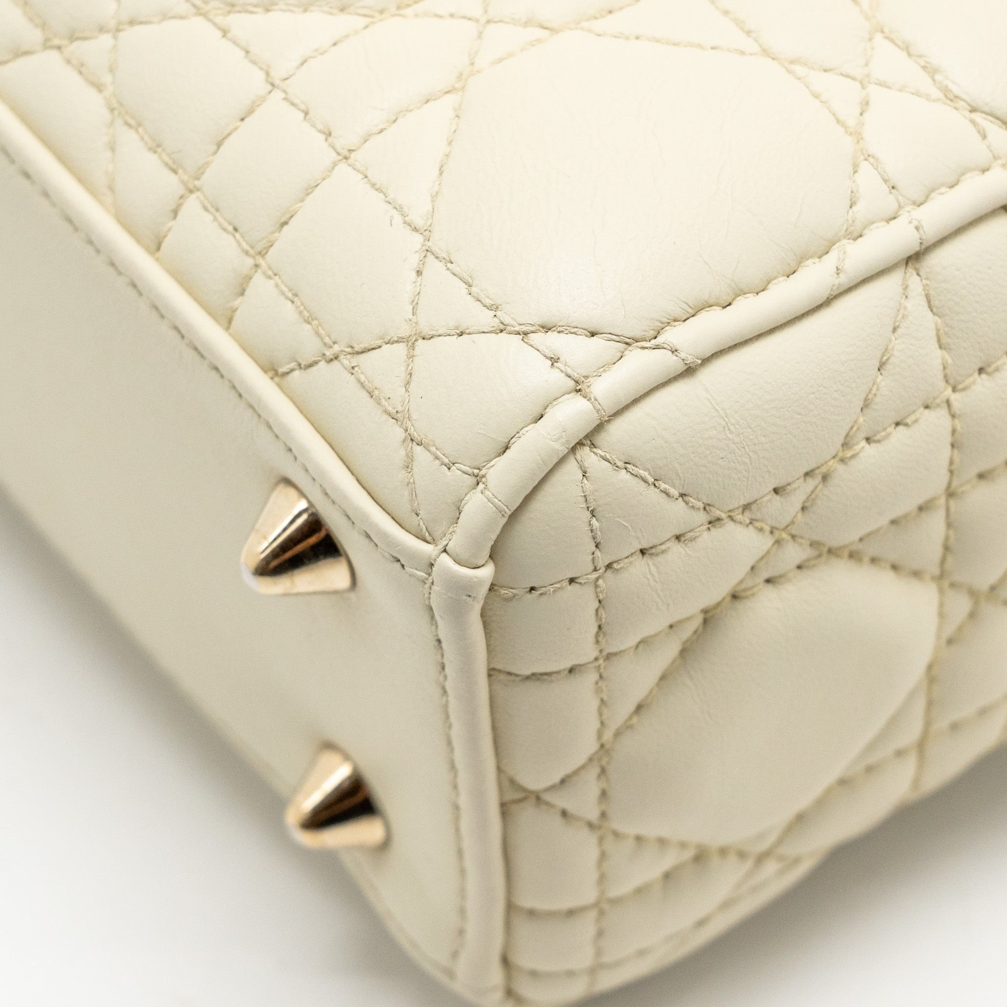DIOR SMALL LADY DIOR LAMBSKIN WHITE LGHW