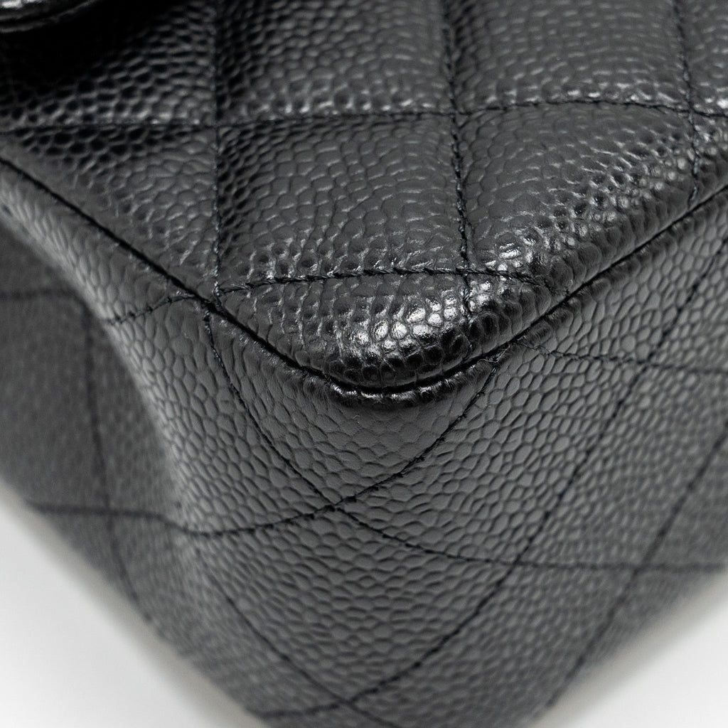 CHANEL MEDIUM CLASSIC DOUBLE FLAP BAG CAVIAR BLACK SHW (MICROCHIP)