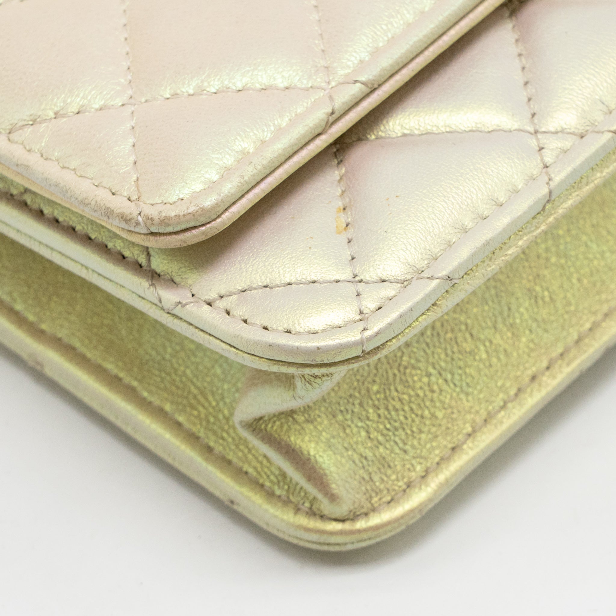CHANEL WALLET ON CHAIN LAMBSKIN IRIDESCENT IVORY LGHW