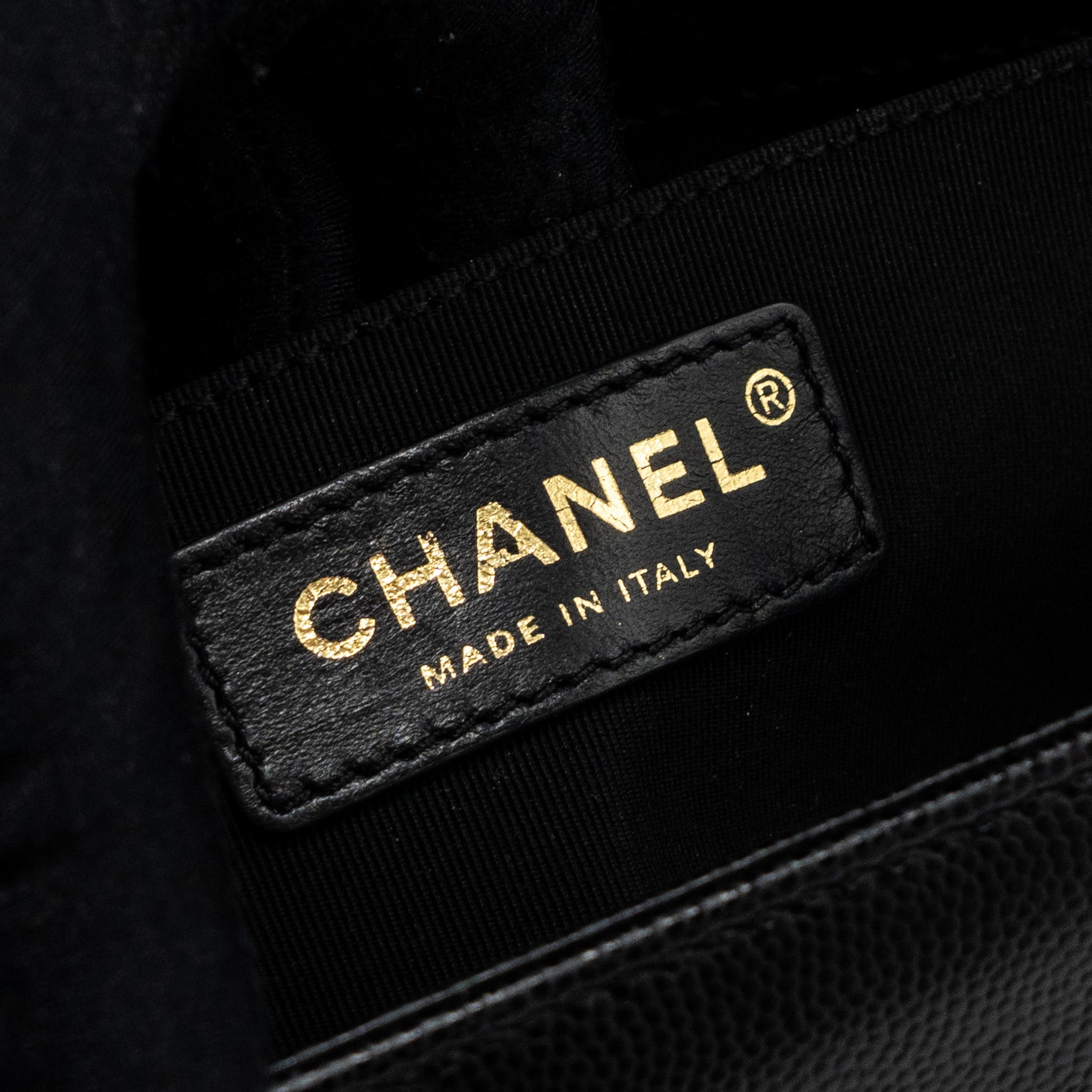 CHANEL MEDIUM CLASSIC BOY BAG CAVIAR BLACK GHW (MICROCHIP)