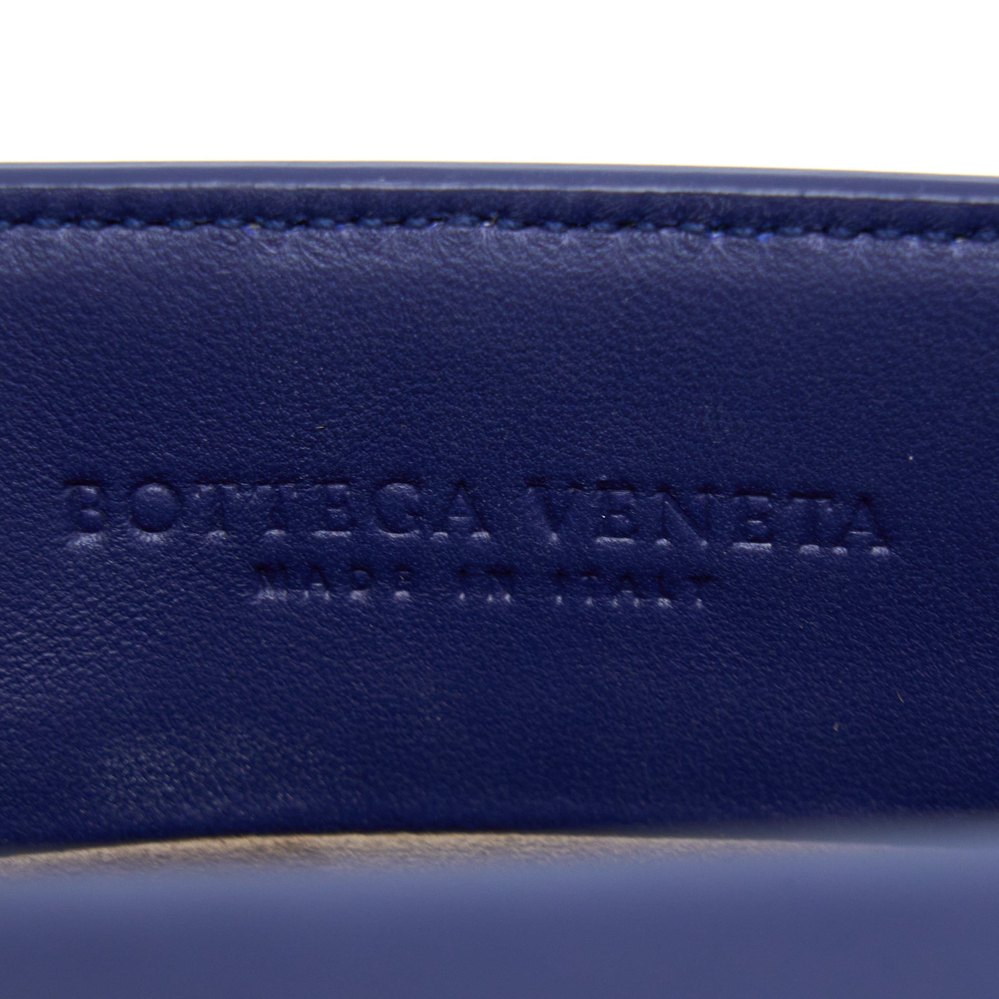 BOTTEGA VENETA TOP HANDLE CROSSBODY BAG NAVY BLUE WITH BLACK HARDWARE
