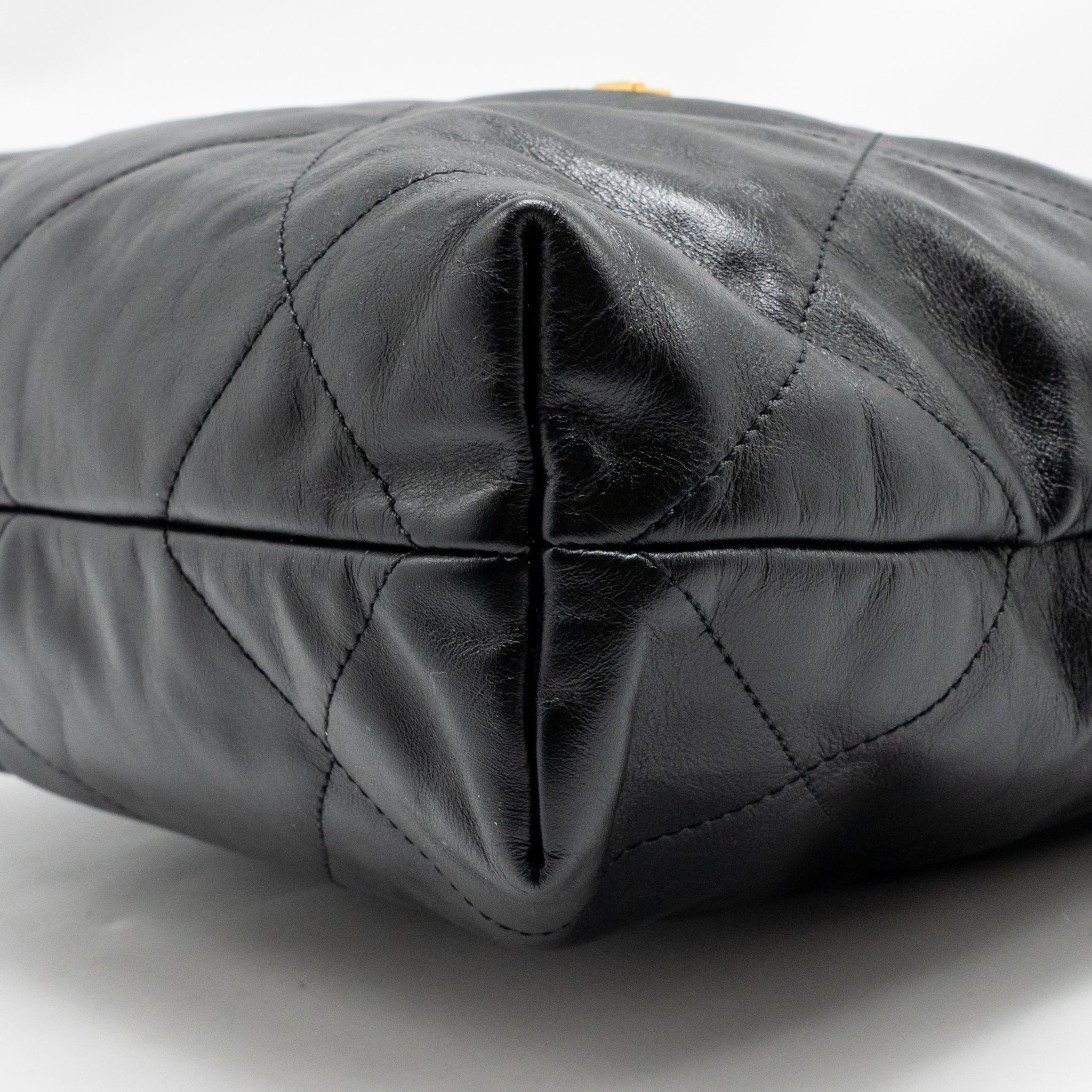 CHANEL SMALL 22 BAG SHINY CALFSKIN BLACK GHW (MICROCHIP)
