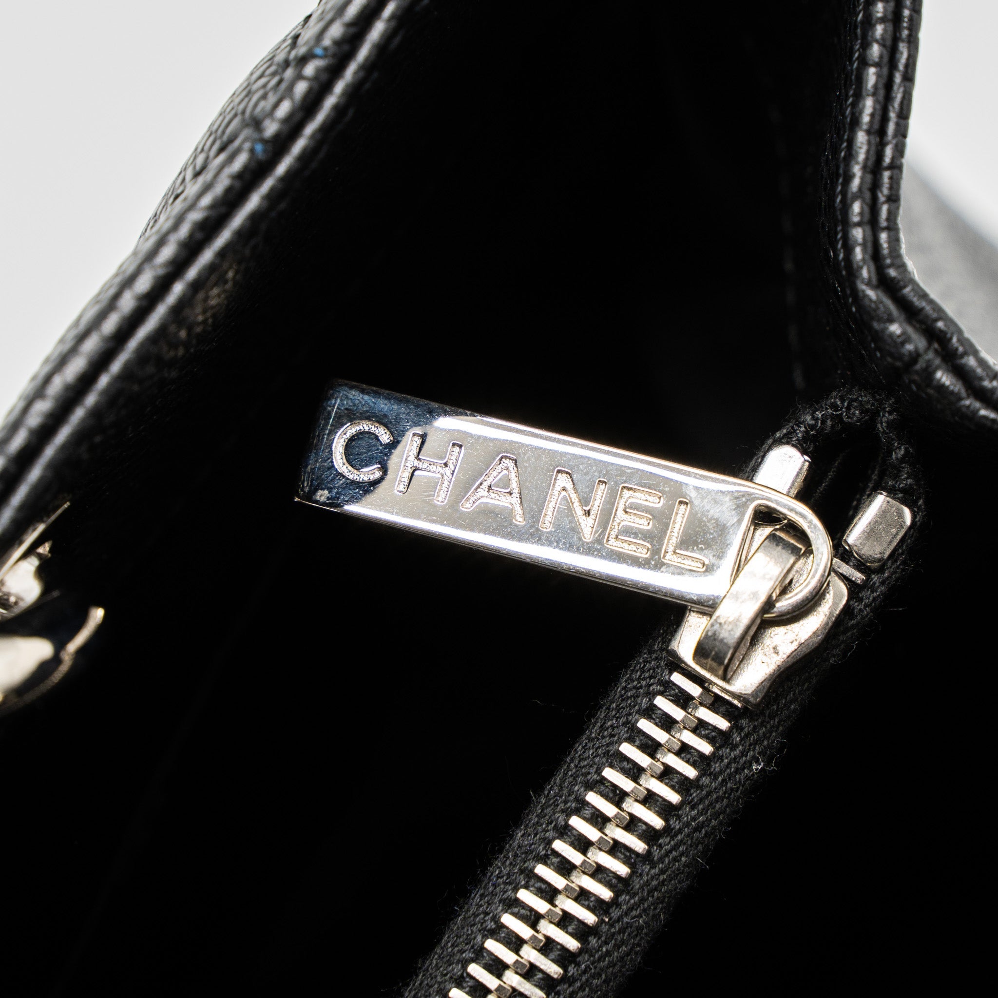CHANEL GRAND SHOPPING TOTE/GST CAVIAR BLACK SHW
