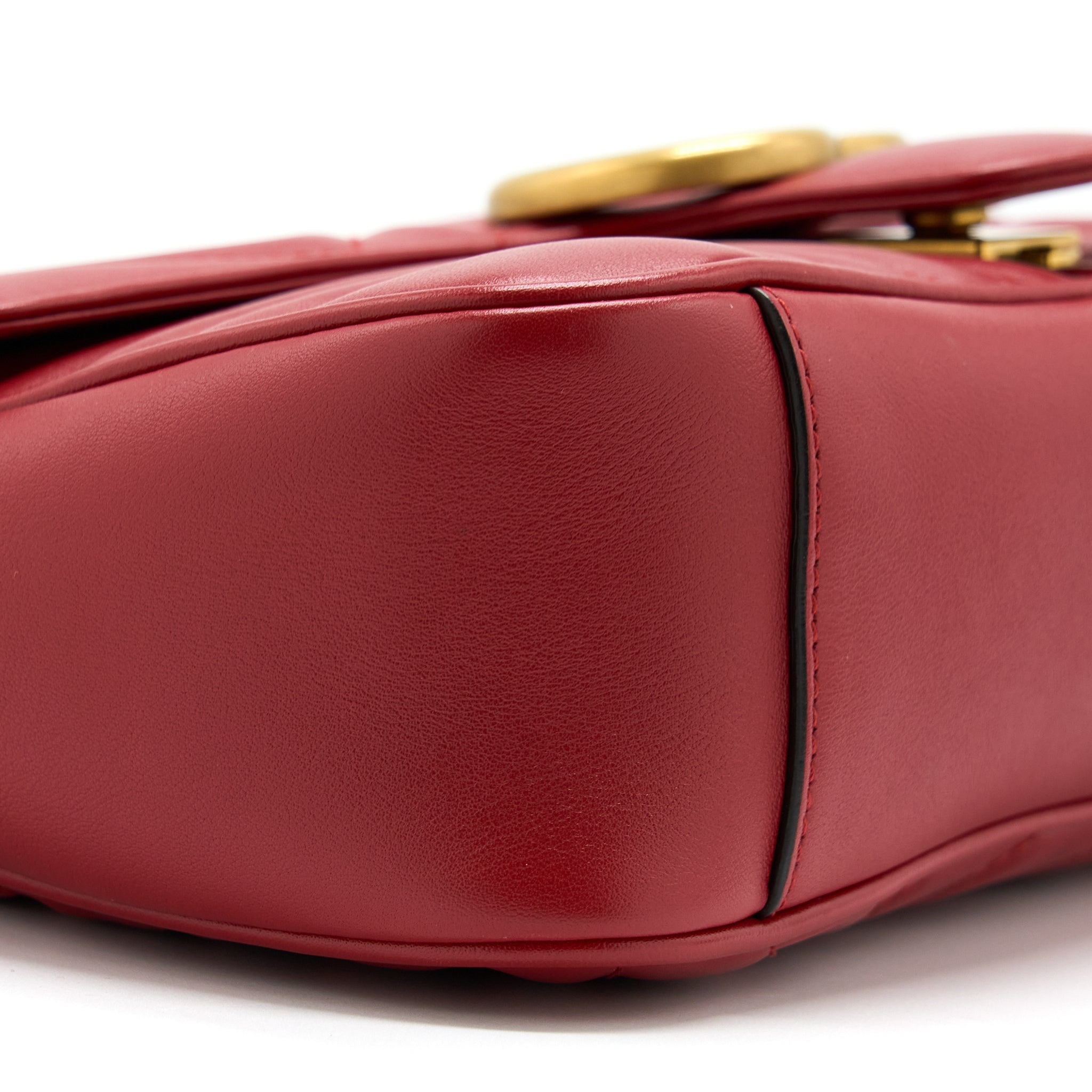 GUCCI SMALL GG MARMONT BAG RED GHW