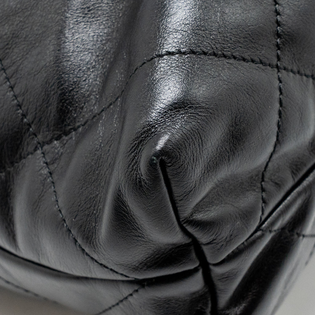 CHANEL SMALL 22 BAG SHINY CALFSKIN BLACK GHW (MICROCHIP)