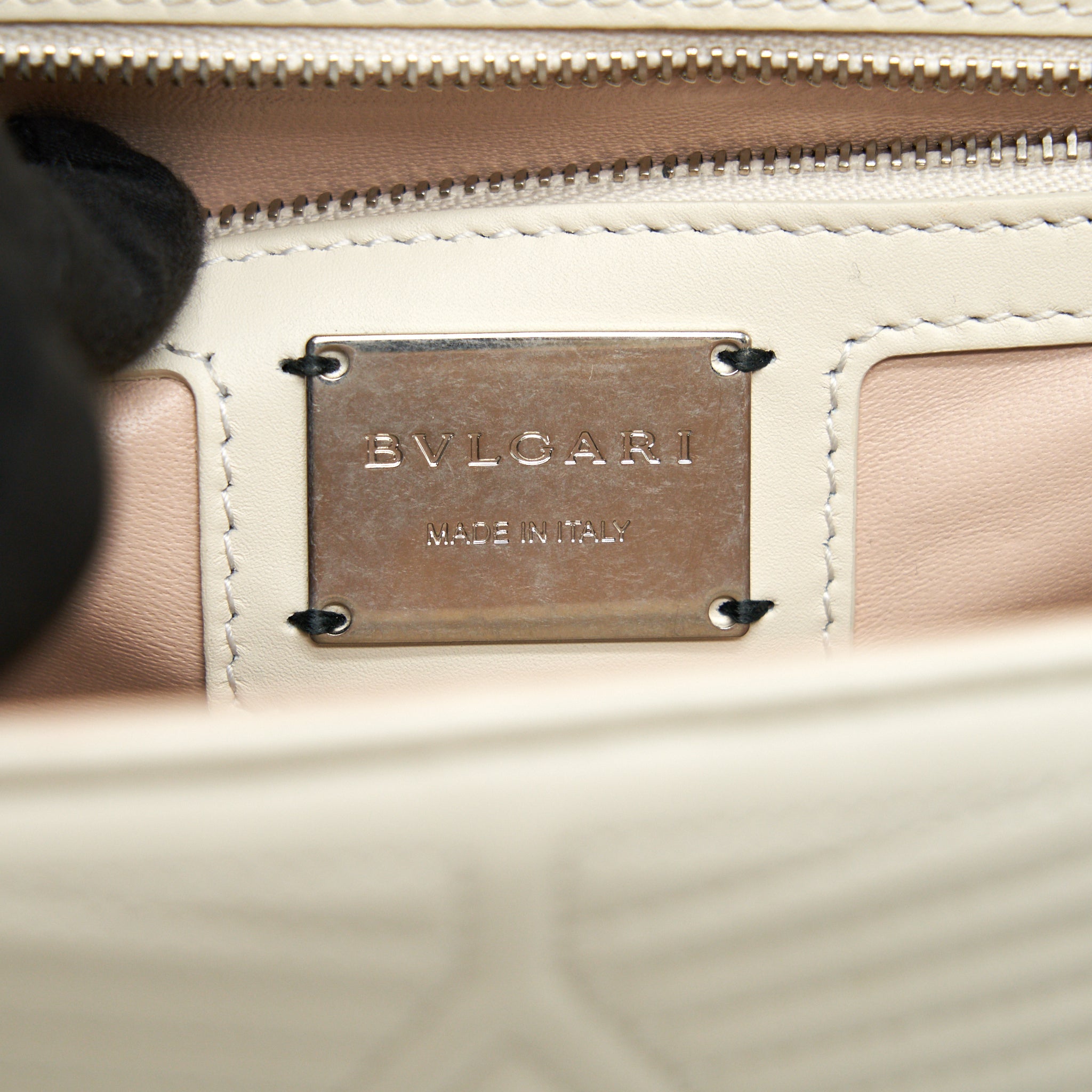 BVLGARI SERPENTI DIAMOND BLAST SHOULDER BAG IN WHITE SHW