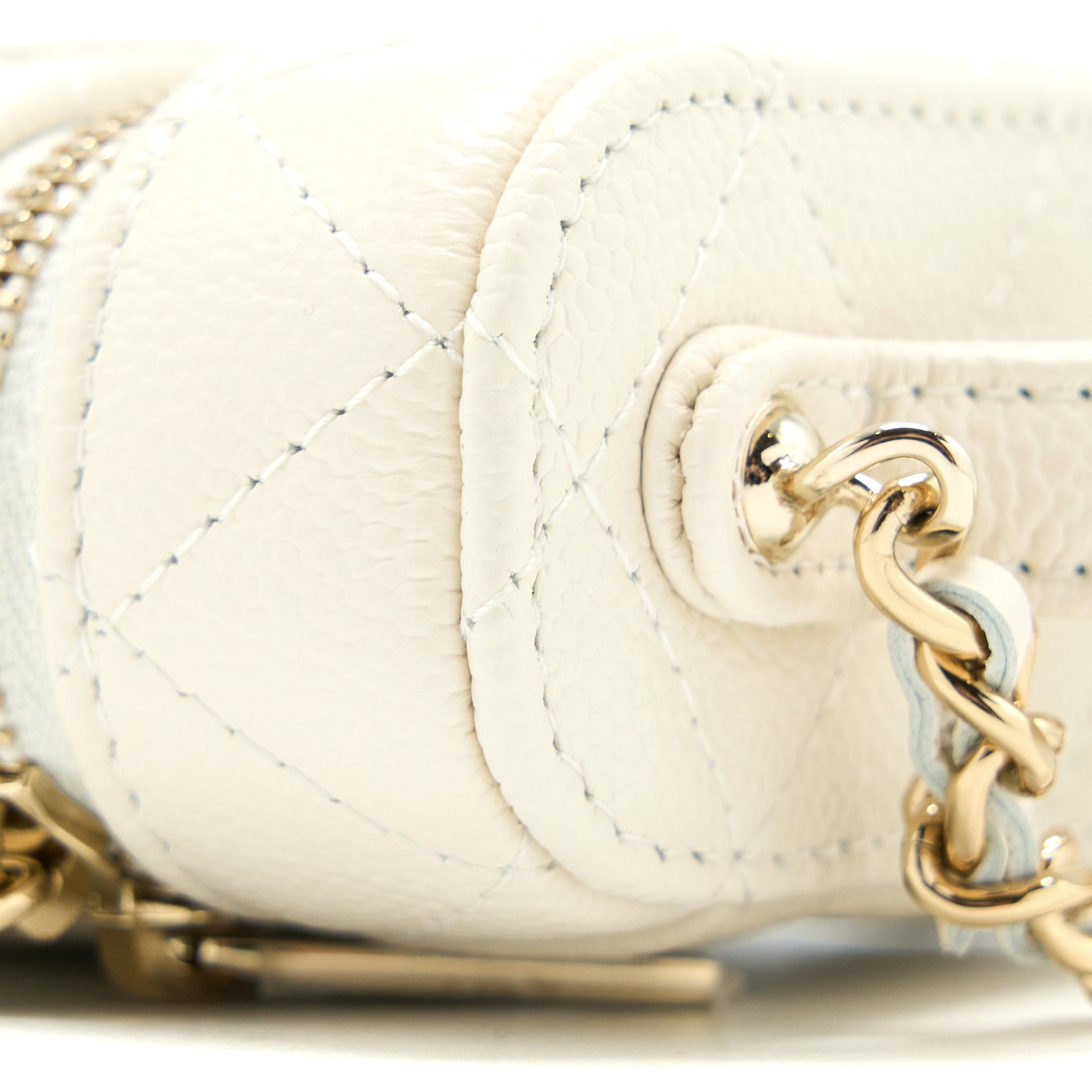 CHANEL MINI TOP HANDLE VANITY CASE CAVIAR WHITE LGHW
