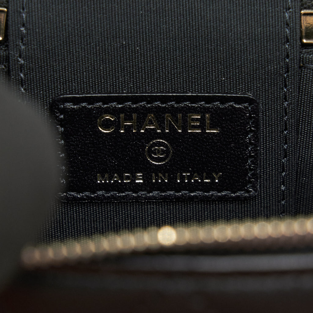 CHANEL 21A TOP HANDLE VANITY WITH CHAIN BLACK GHW