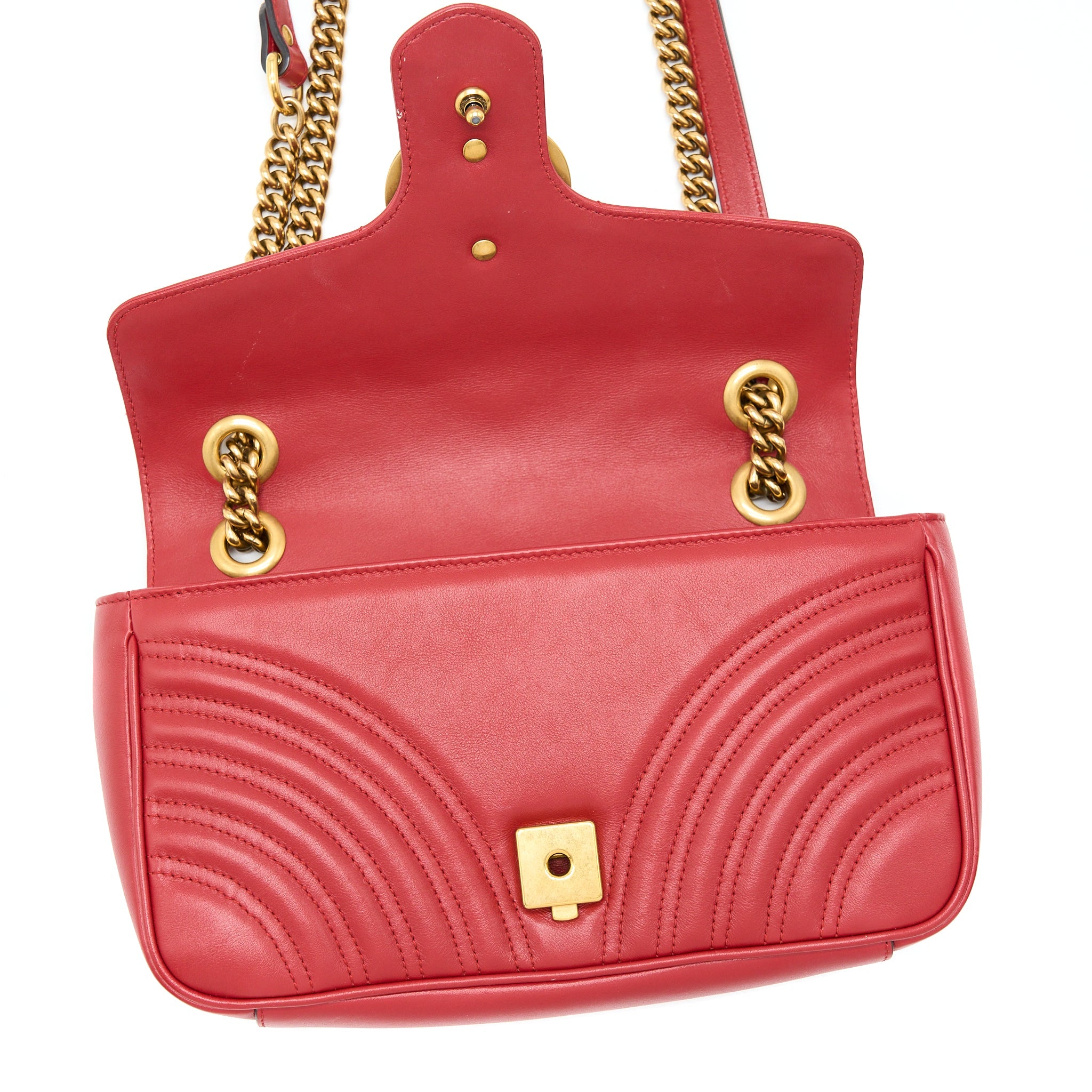 GUCCI SMALL GG MARMONT BAG RED GHW