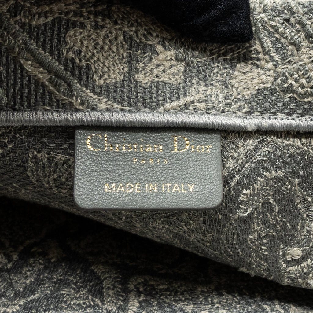 DIOR LARGE BOOK TOTE ECRU AND GREY TOILE DE JOUY EMBROIDERY