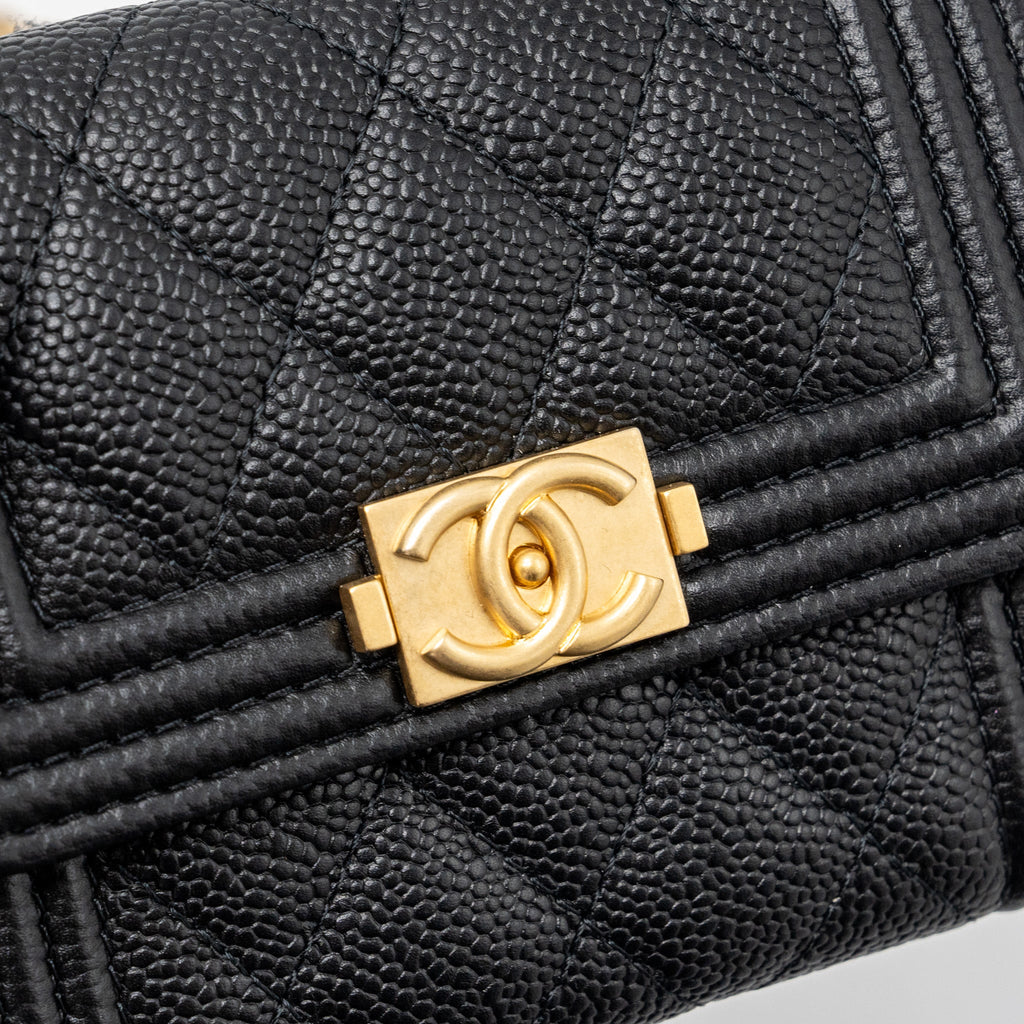 CHANEL BOY CARD HOLDER WITH CHAIN CAVIAR BLACK GHW