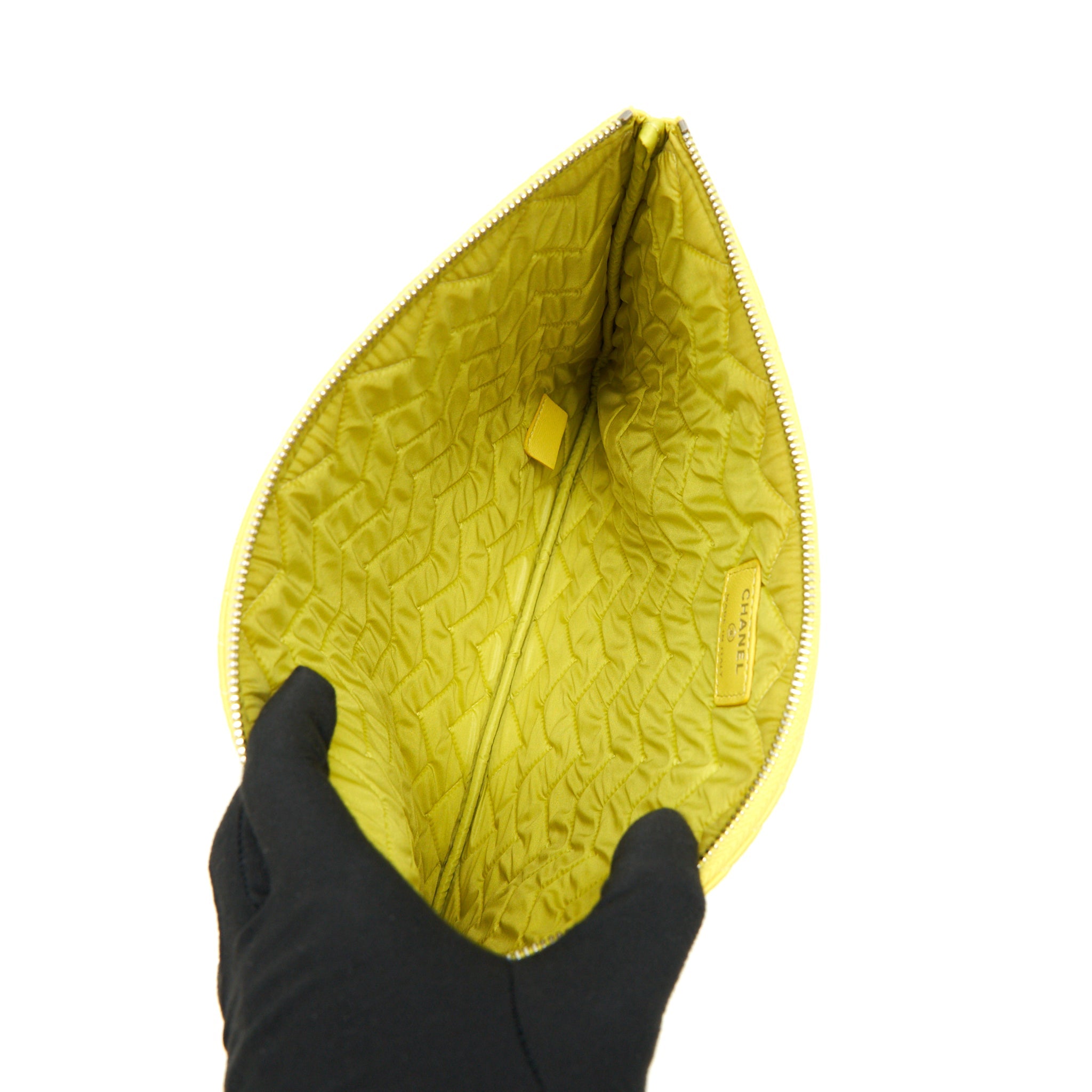 CHANEL CHEVRON CLUTCH BAG IN YELLOW SHW