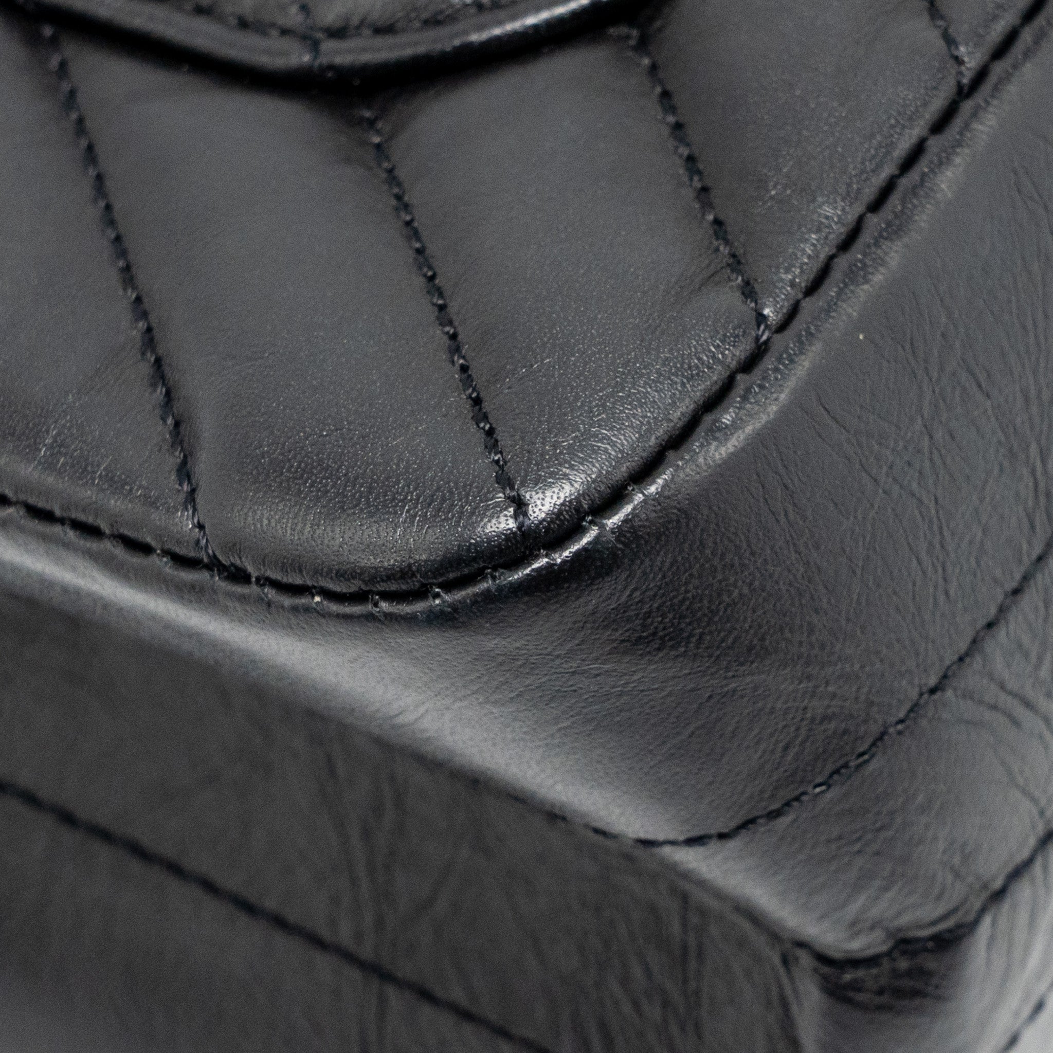 CHANEL MINI 2.55 REISSUE FLAP BAG CHEVRON AGED CALFSKIN SO BLACK