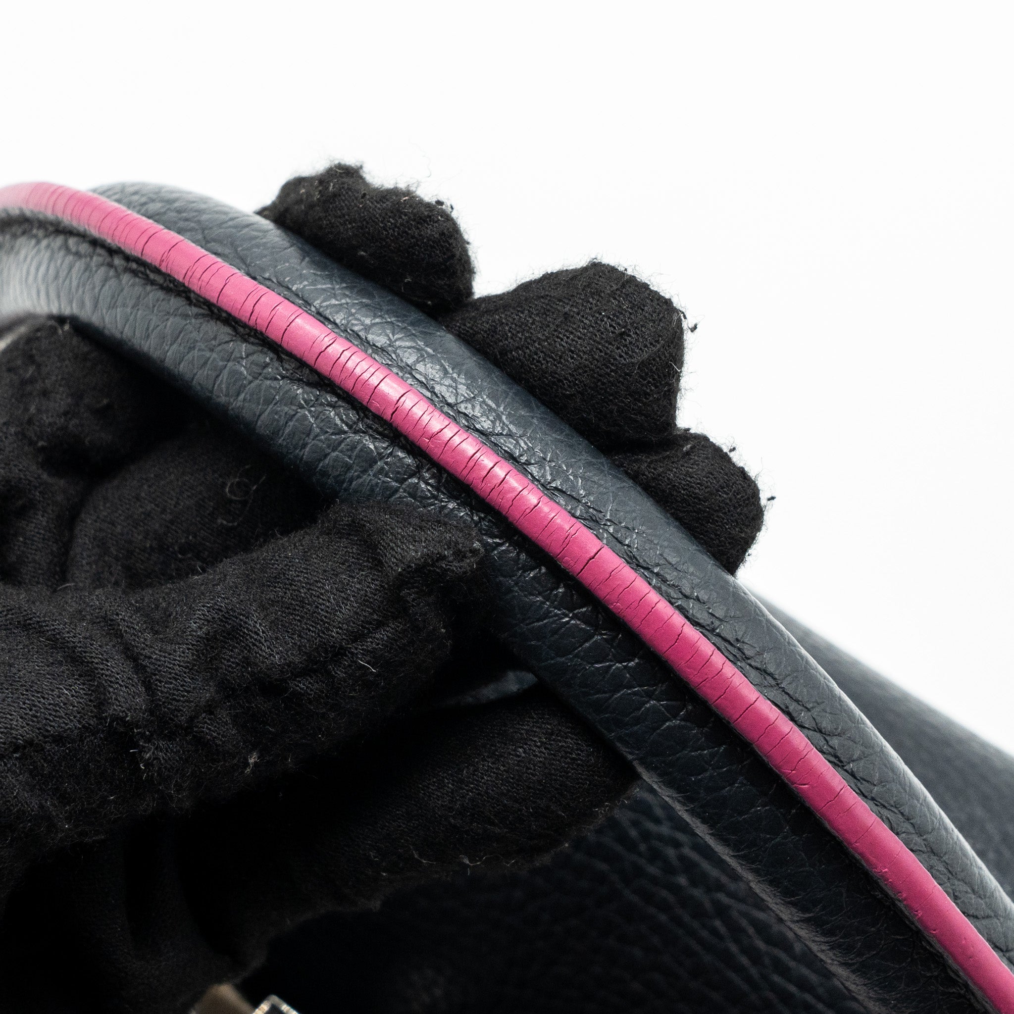 LOUIS VUITTON CAPUCINES BB TAURILLON NAVY SHW