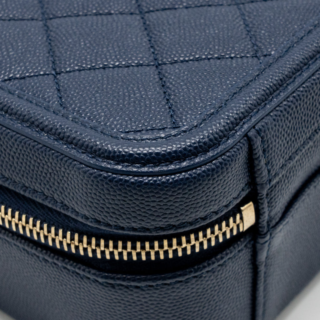 CHANEL CC TOP HANDLE VANITY CASE CAVIAR NAVY BLUE GHW