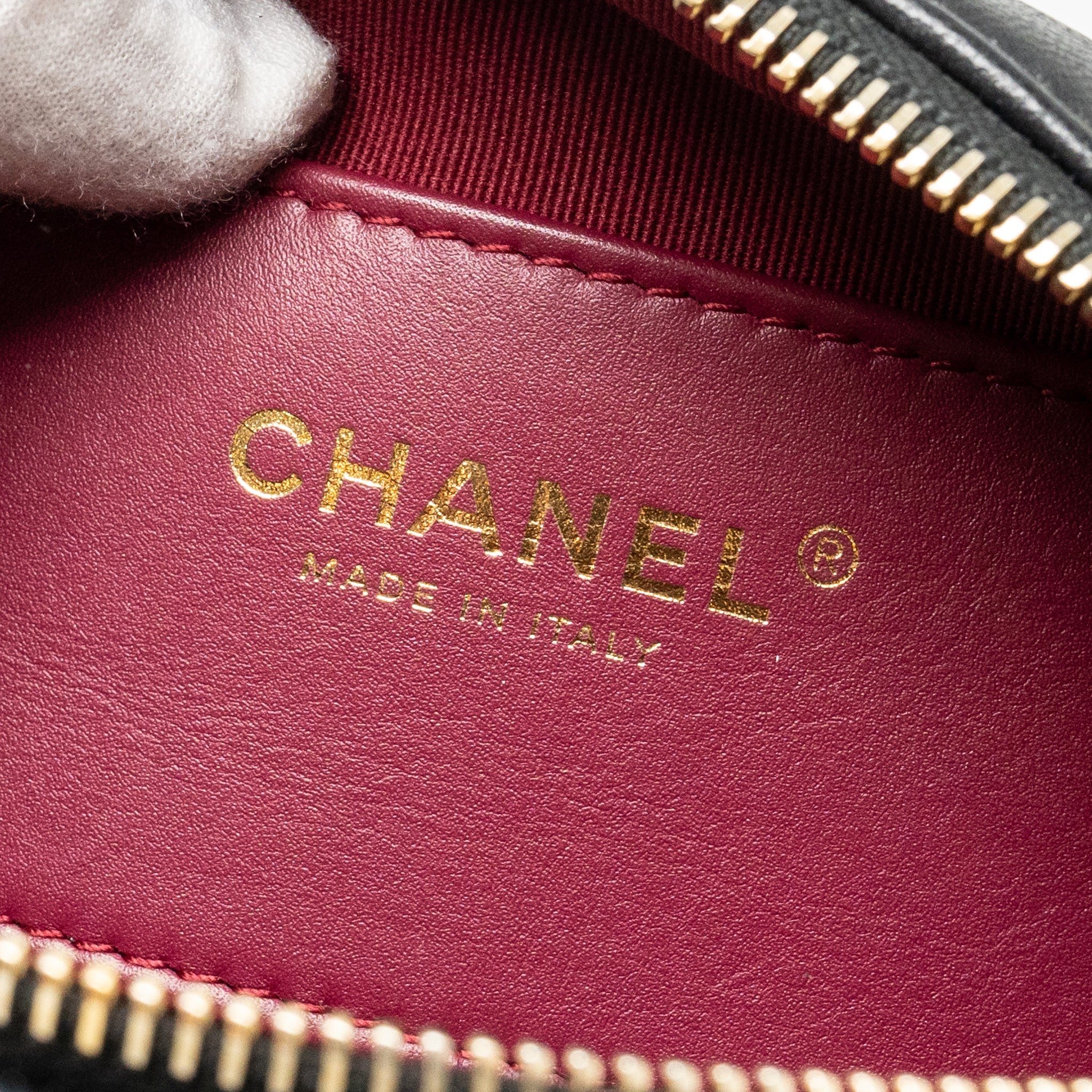 CHANEL 22A DETAIL CHAIN BOWLING BAG LAMBSKIN BLACK GHW (MICROCHIP)
